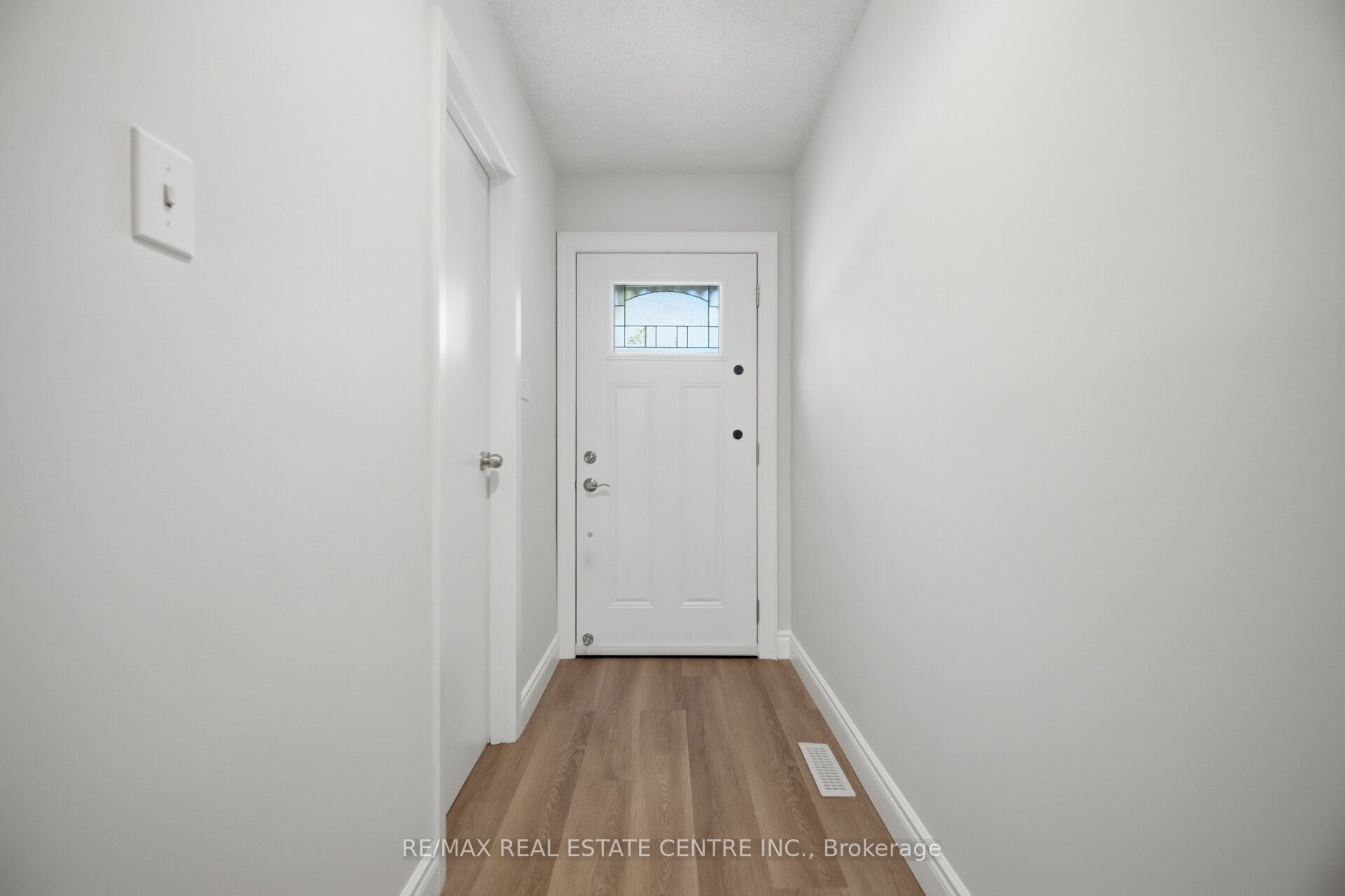 1951 Rathburn Road E 177, Mississauga, ON L4W 2N9 photo 3