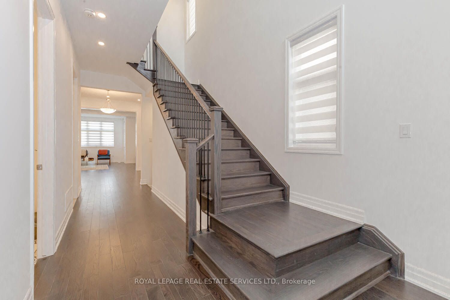 3334 Harasym Trail, Oakville, ON L6M 5N6 photo 3