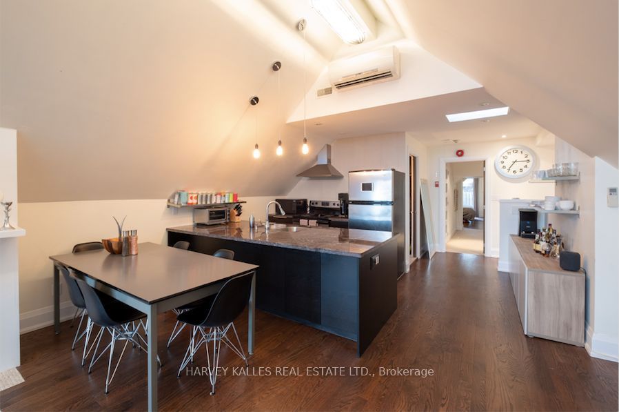 1538 King Street W 4, Toronto, ON M6K 1J6 photo 3