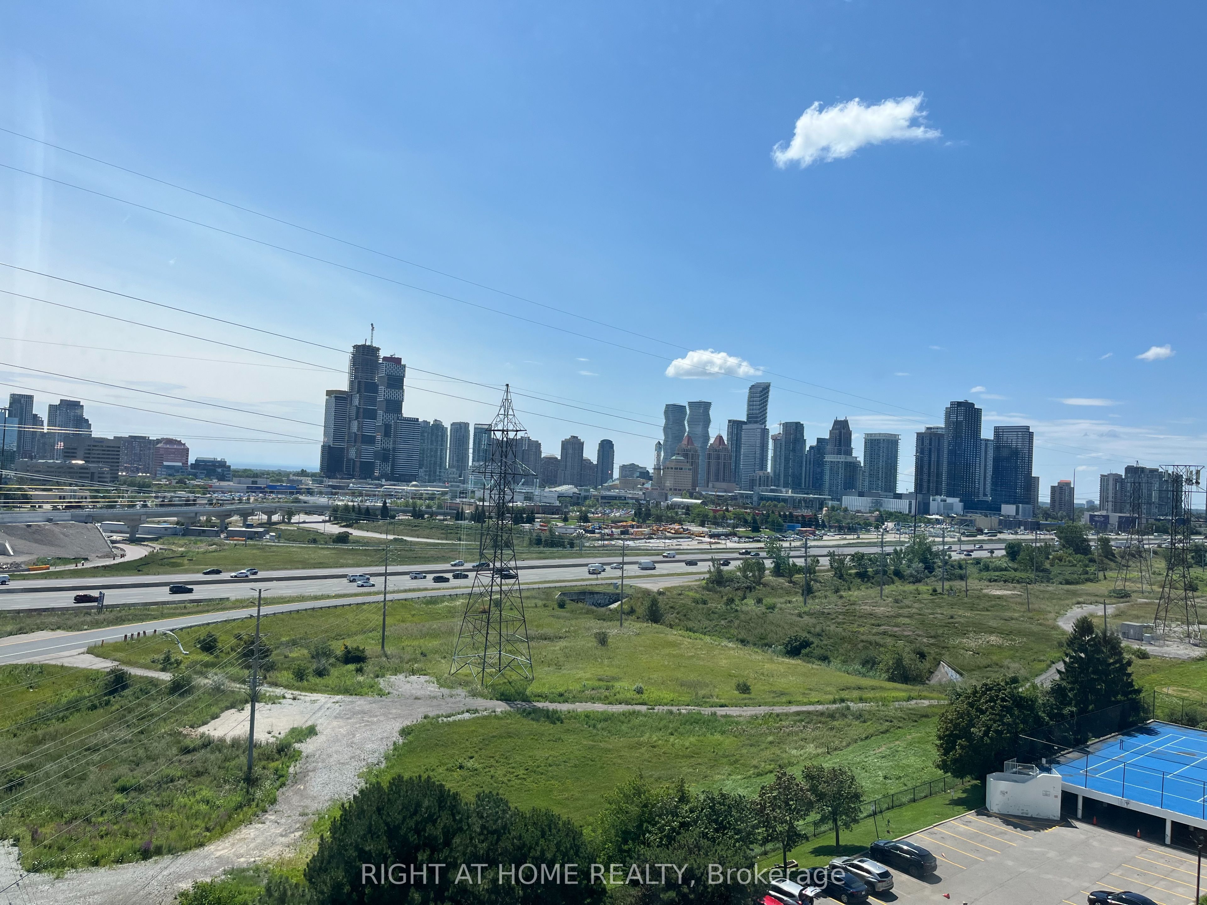 4450 Tucana Court 1003, Mississauga, ON L5R 3R4 photo 3