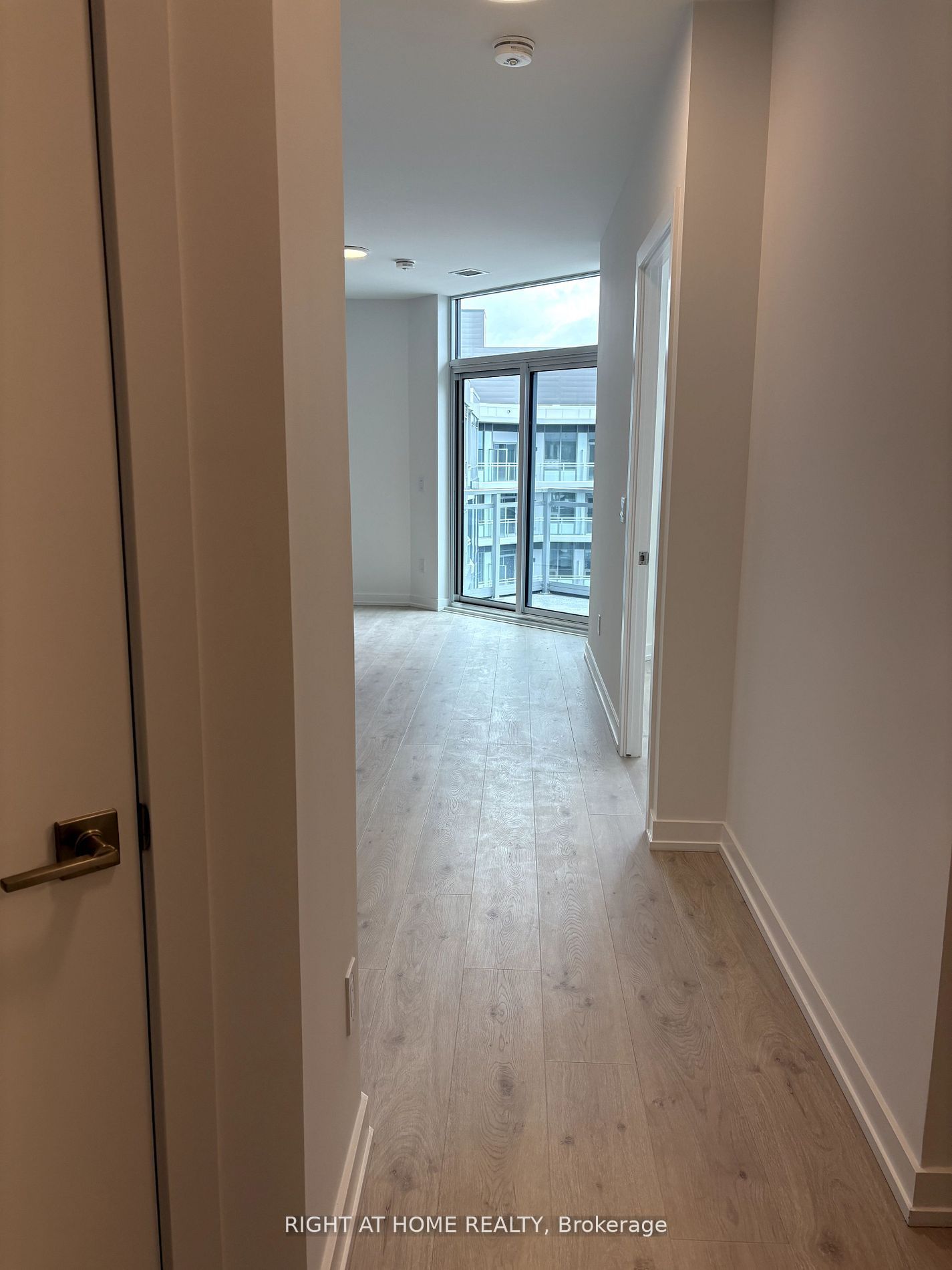 2501 Saw Whet Boulevard S 648, Oakville, ON L6M 5N2 photo 3