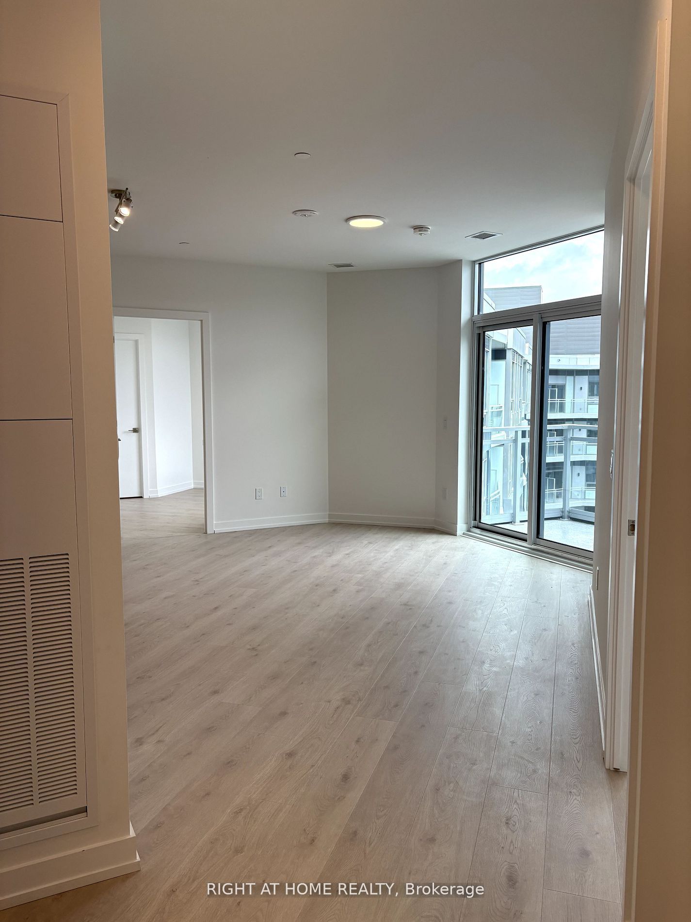 2501 Saw Whet Boulevard S 648, Oakville, ON L6M 5N2 photo 4
