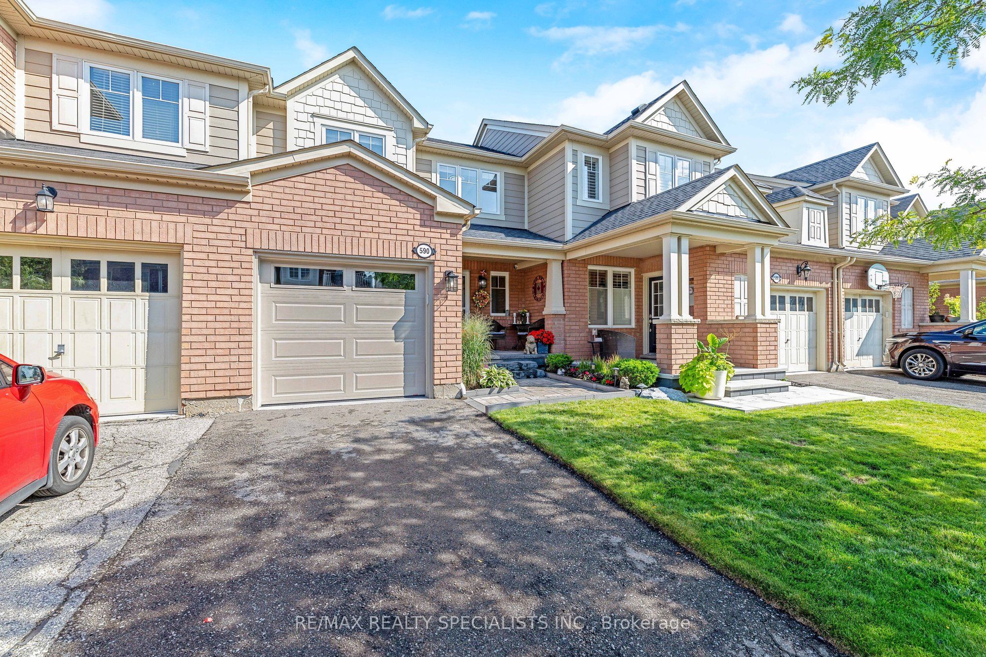 590 Speyer Circle, Milton, ON L9T 0Y5 photo 2
