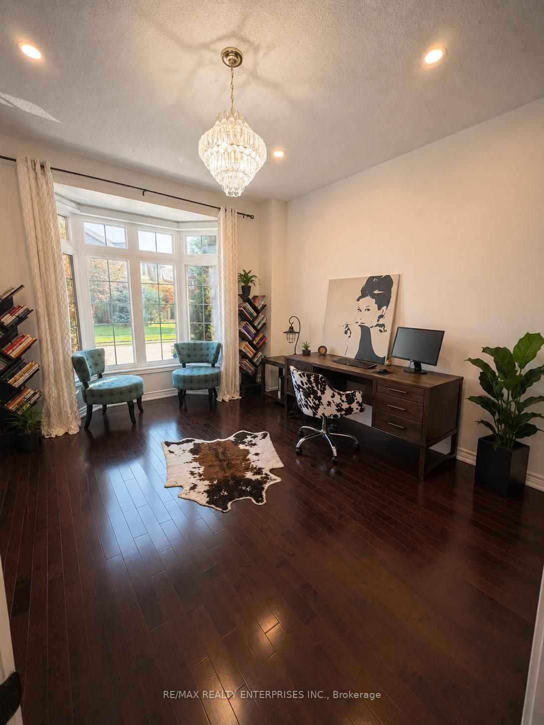 250 Admiral Drive, Oakville, ON L6L 0B9 photo 3