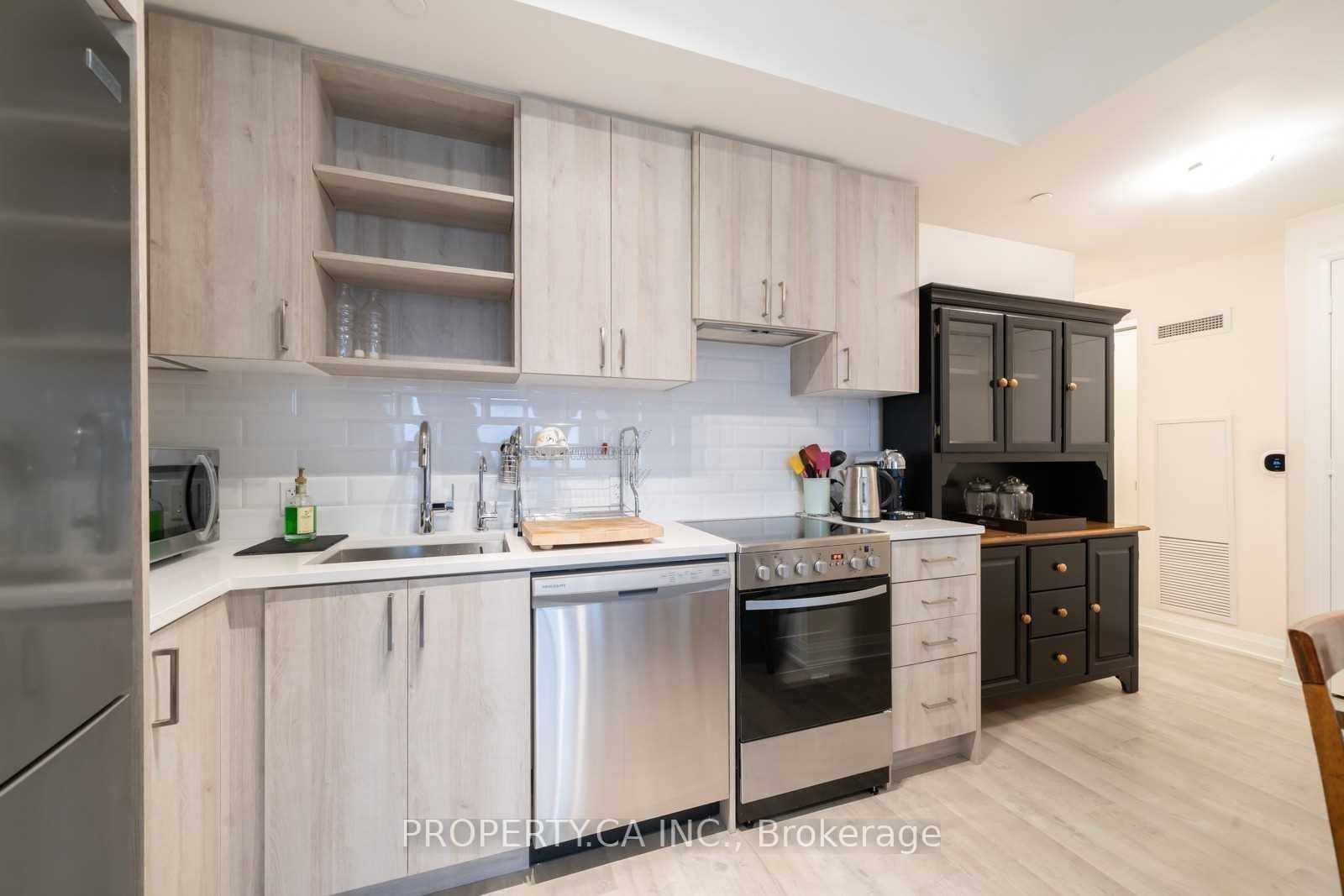 50 George Butchart Drive 605, Toronto, ON M3K 0C9 photo 2