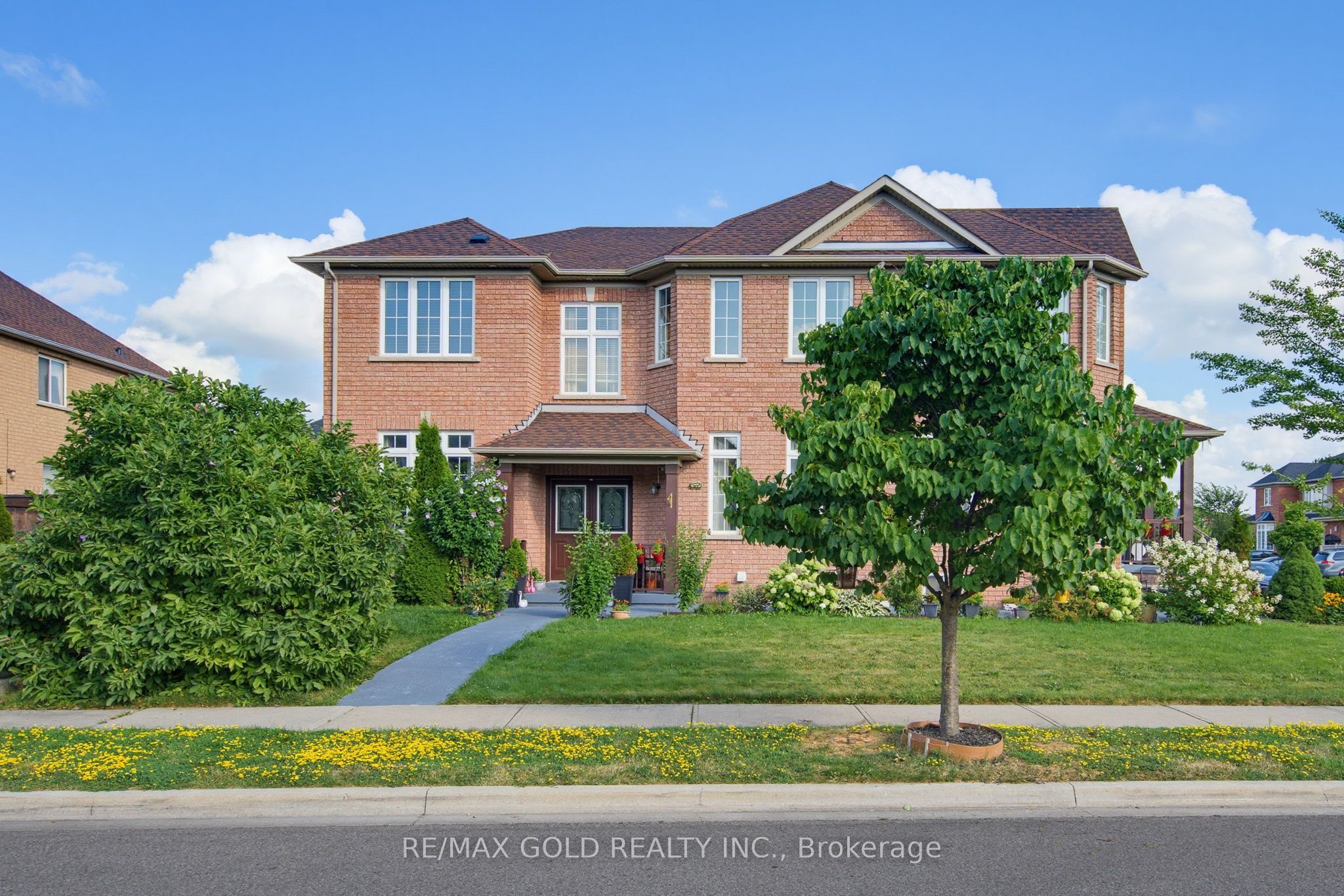 57 Quailvalley Drive, Brampton, ON L6R 0N7 photo 3