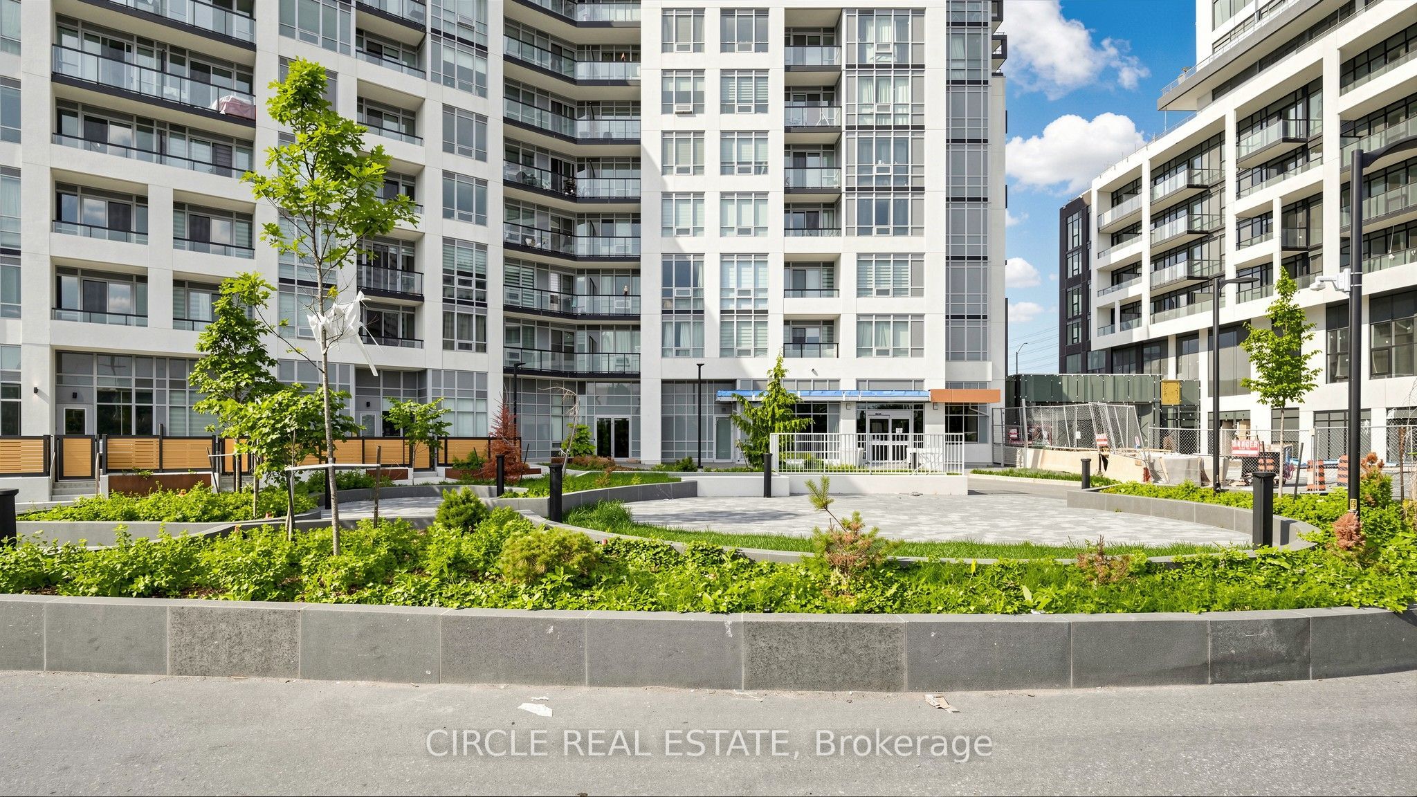 225 Malta Avenue 1303, Brampton, ON L6Y 6L6 photo 3