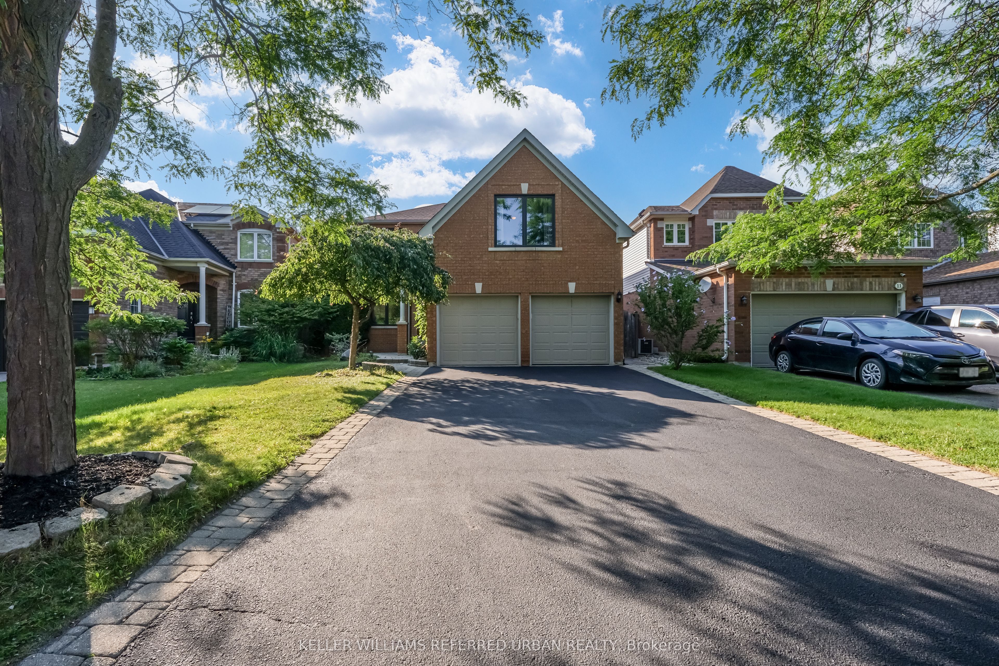 9 Stone Street, Halton Hills, ON L7G 5W6 photo 2