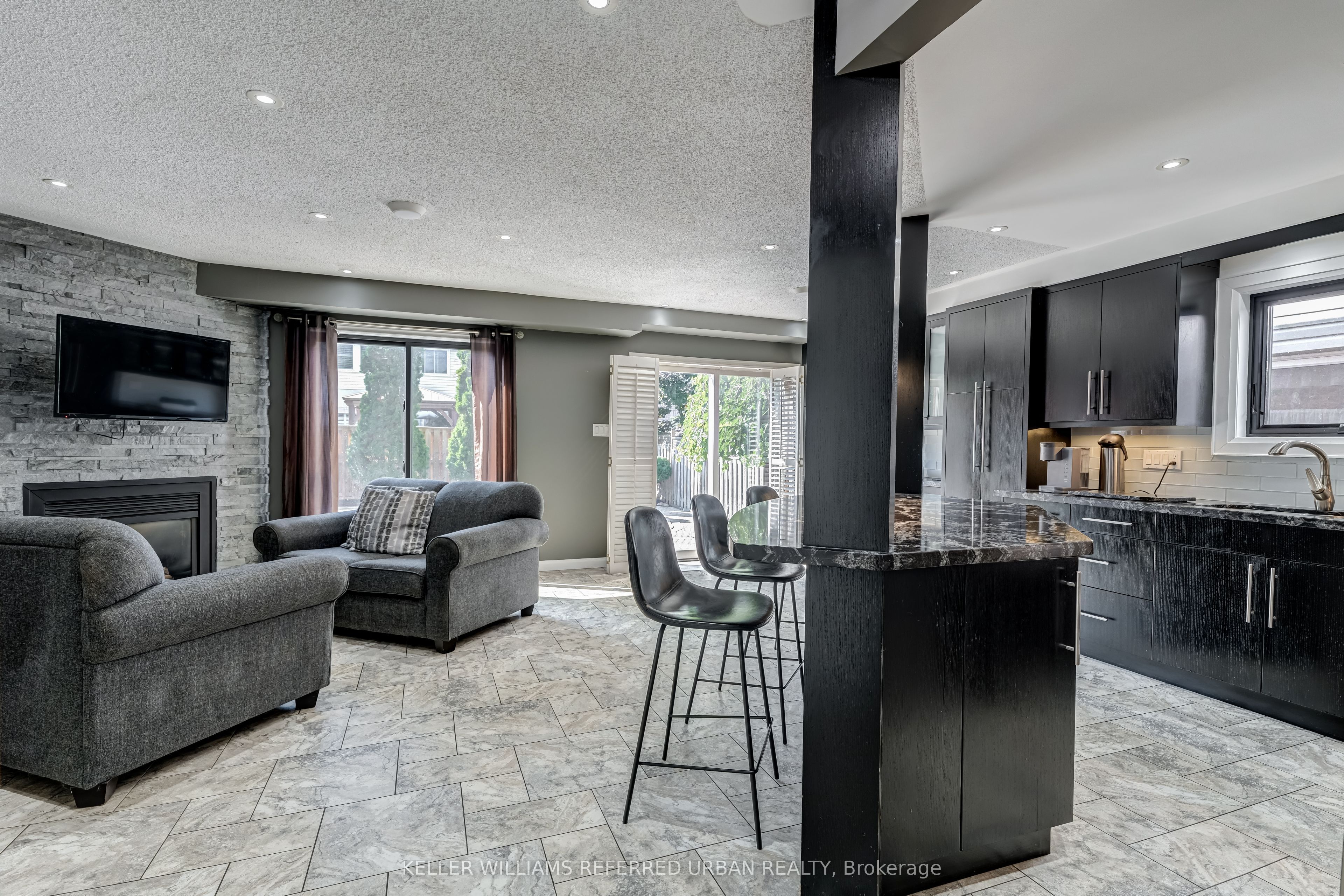 9 Stone Street, Halton Hills, ON L7G 5W6 photo 4