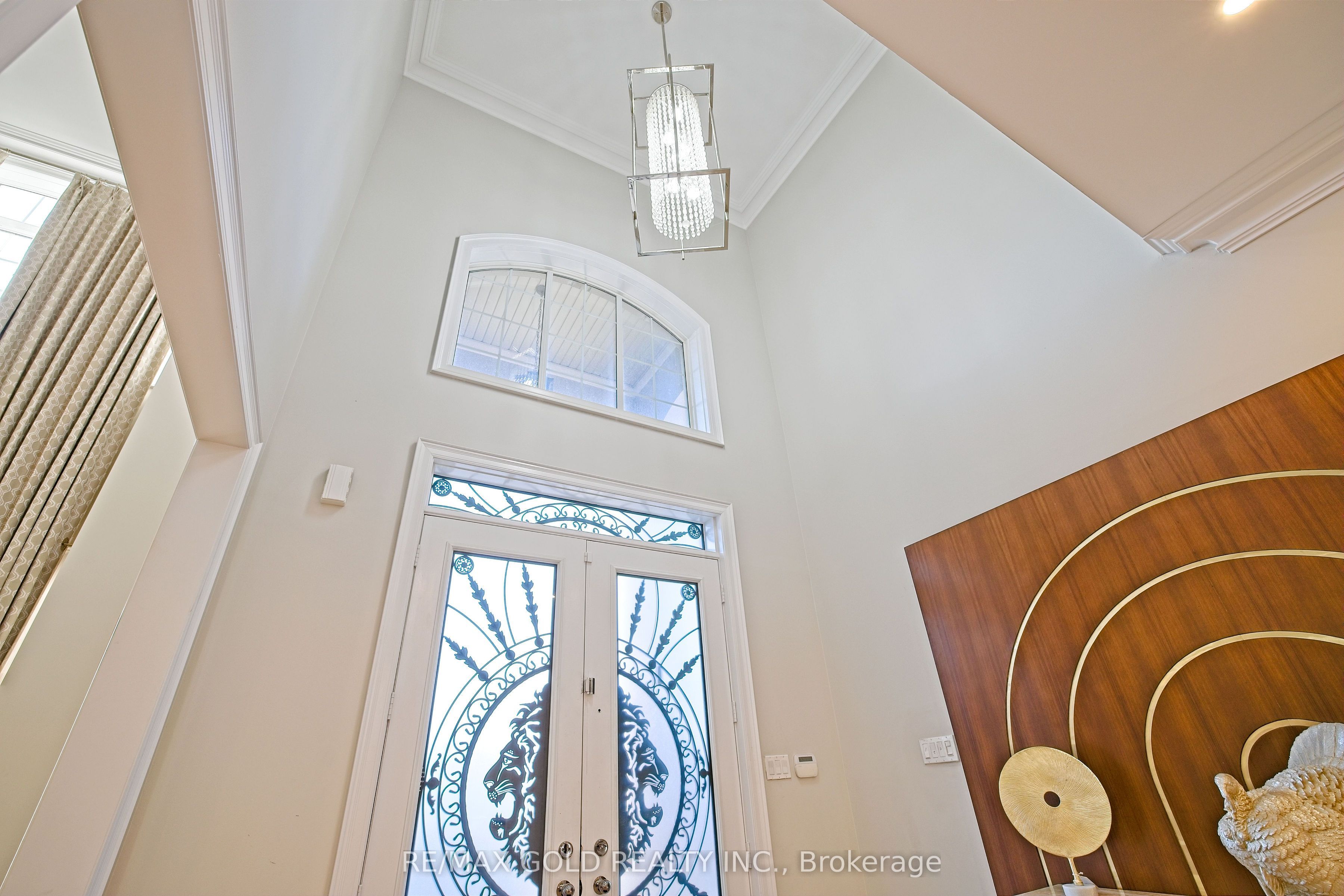9 Lauderhill Road, Brampton, ON L6P 2Z1 photo 4