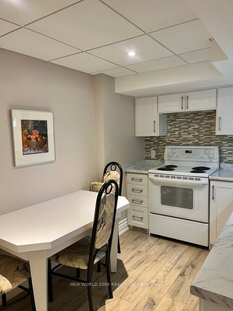 21 Flamingo Crescent Unit 1, Toronto, ON M6M 4E9 photo 2