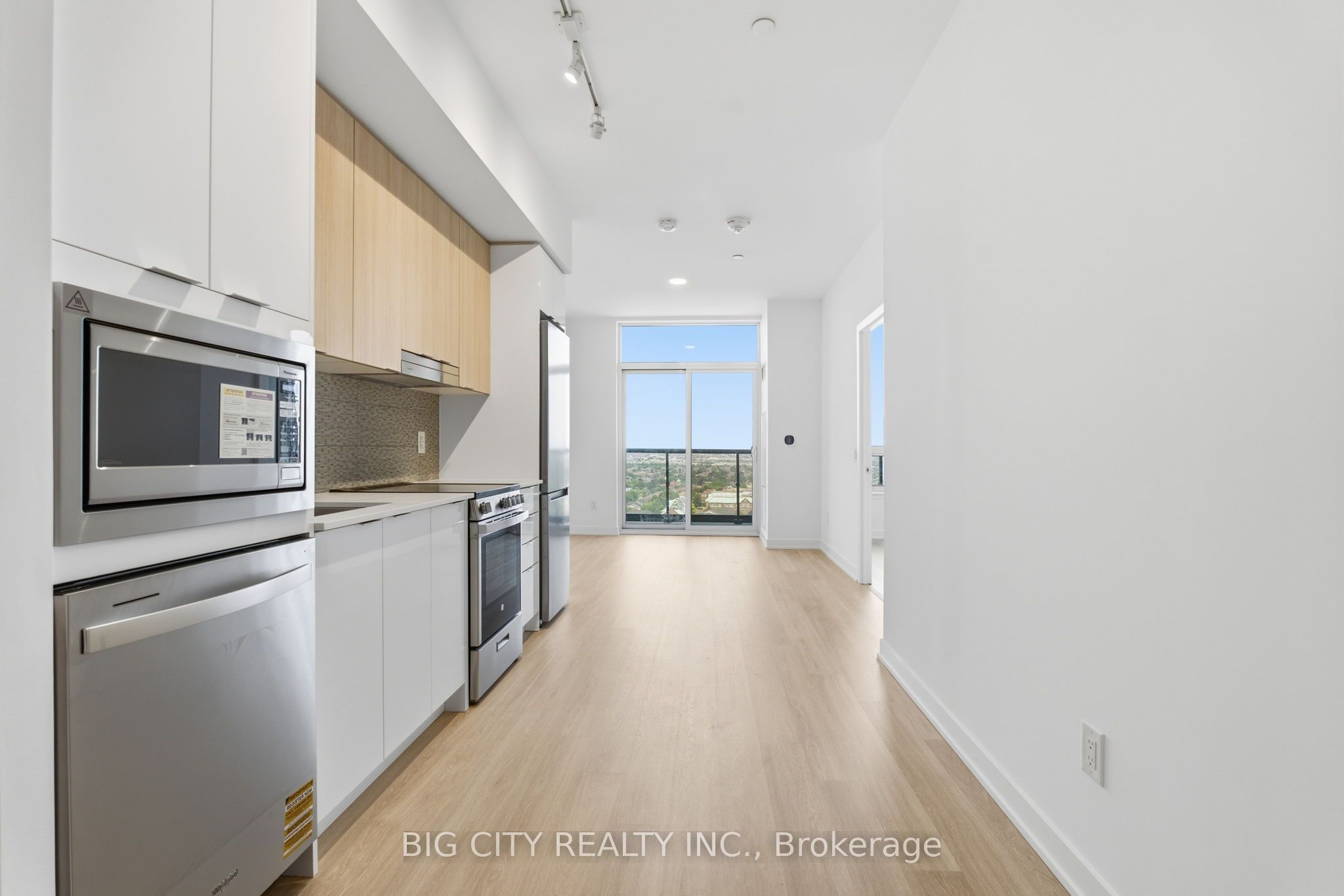 5105 Hurontario Street 1601, Mississauga, ON L4Z 0C9 photo 4