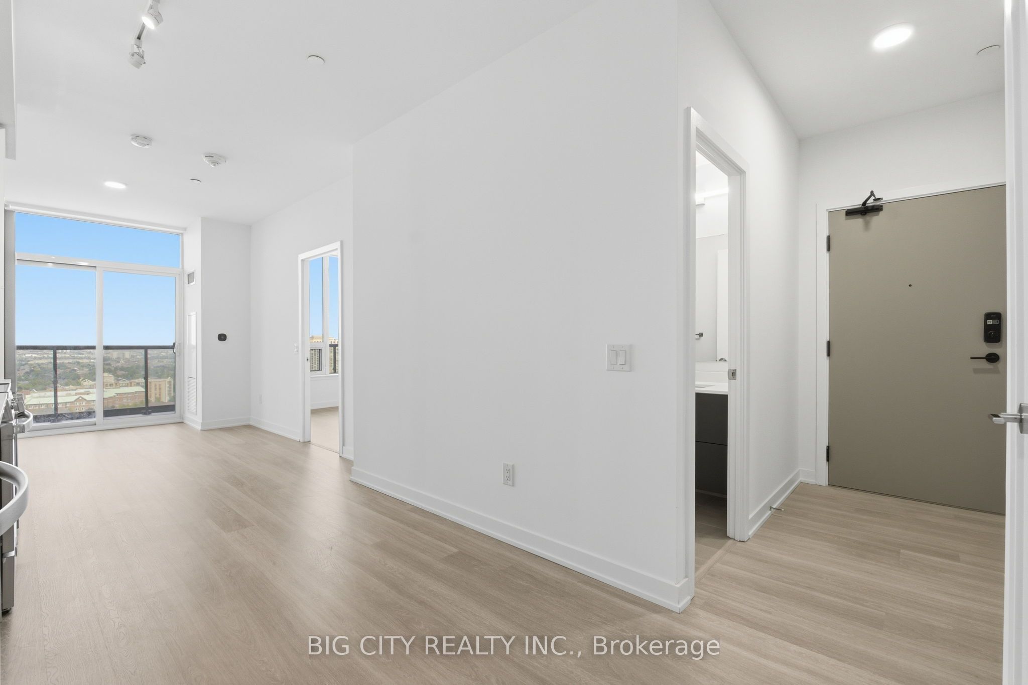 5105 Hurontario Street 1601, Mississauga, ON L4Z 0C9 photo 5