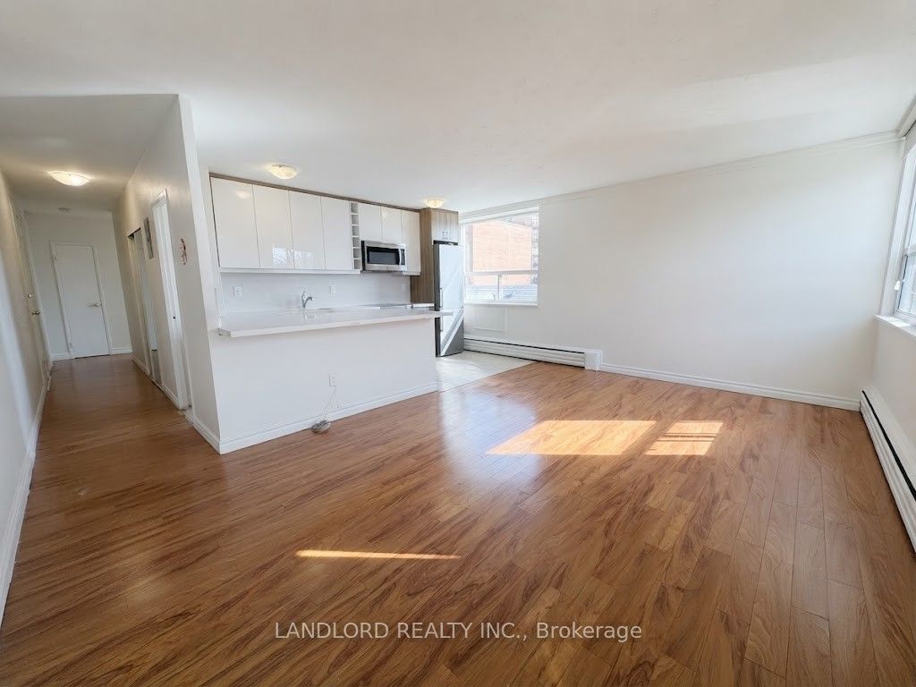 140 Springhurst Avenue 31, Toronto, ON M6K 1C1 photo 3
