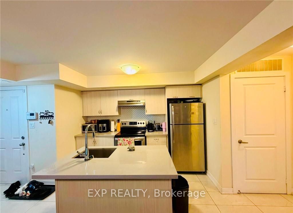 2355 SHEPPARD Avenue W 203, Toronto, ON M9M 0E7 photo 4