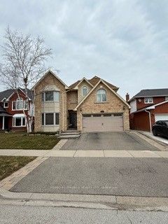 2133 Heidi Avenue, Burlington, ON L7M 3P4