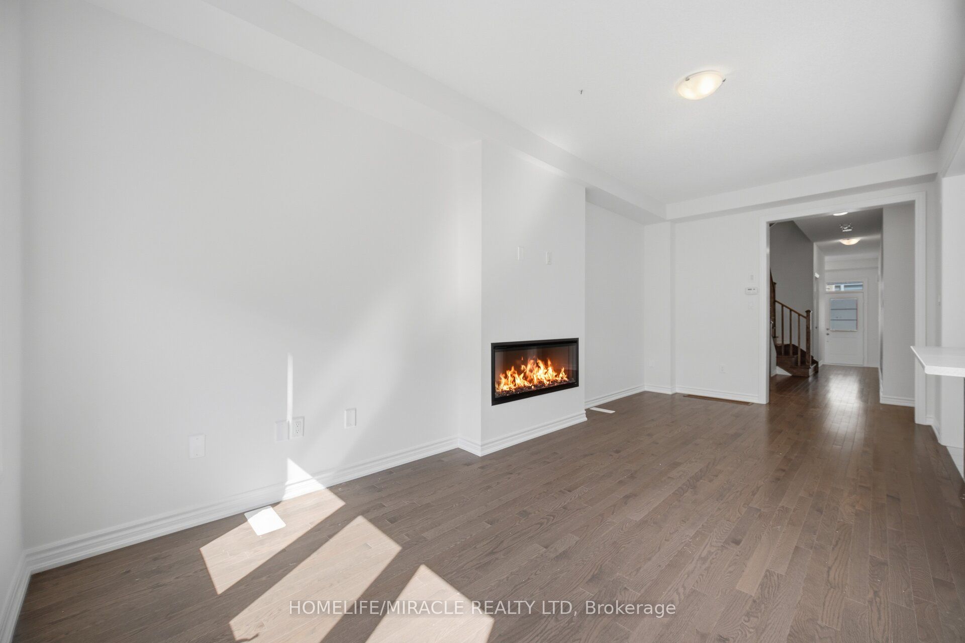 19 Donald Ficht Crescent, Brampton, ON L9Z 1E1 photo 5