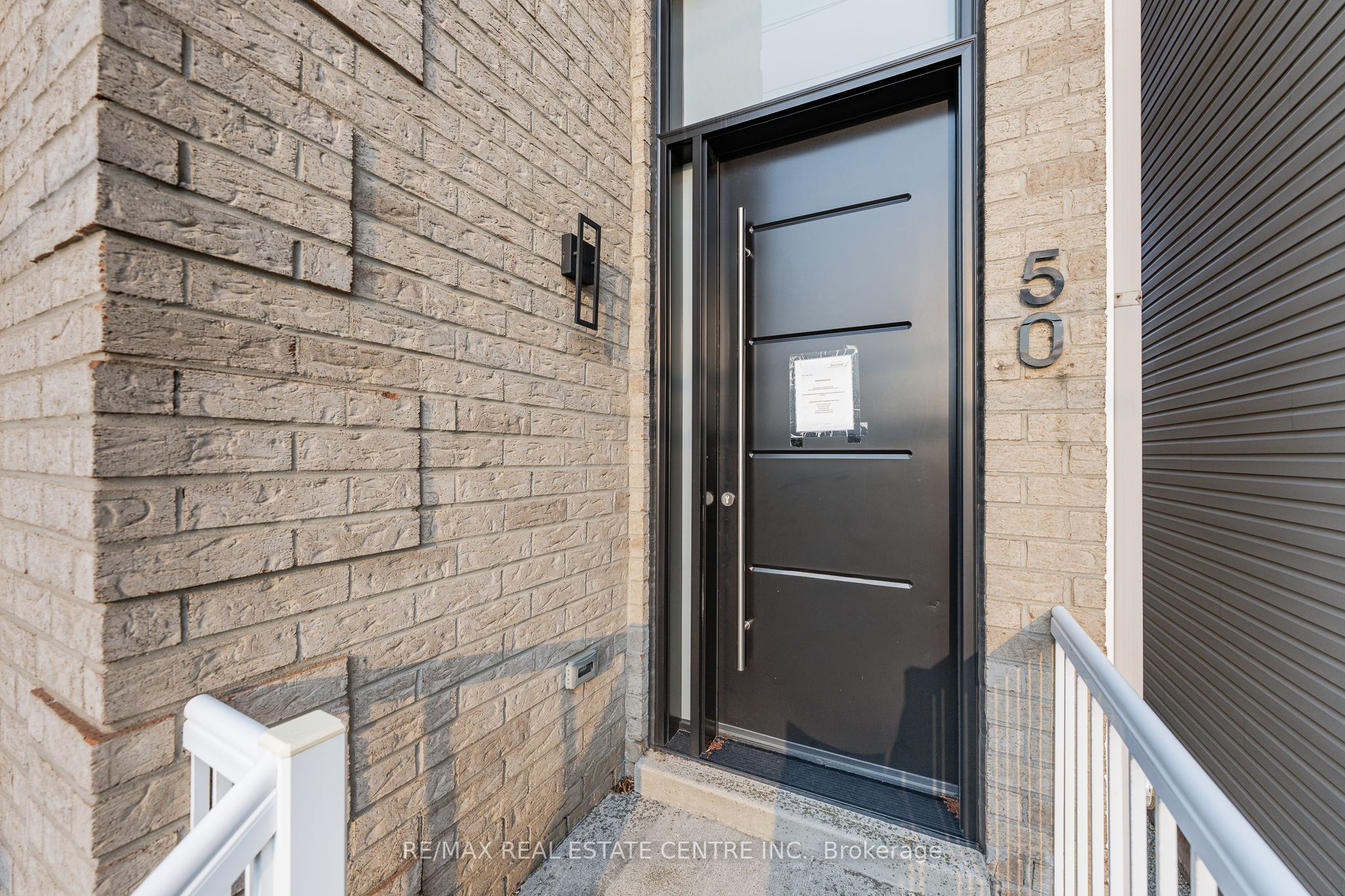 5090 Fairview Street 50, Burlington, ON L7L 7H5 photo 2