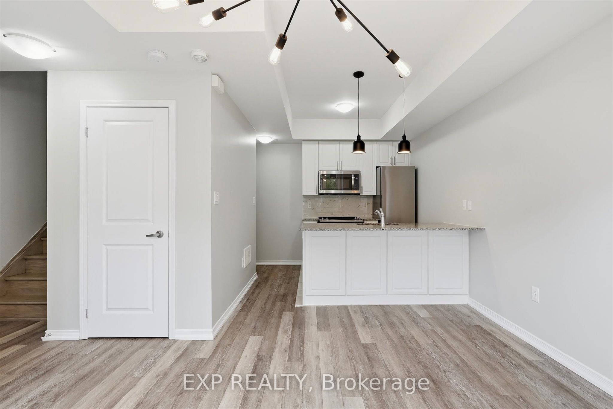 28 Fieldway Road 58, Toronto, ON M8Z 0E3 photo 3