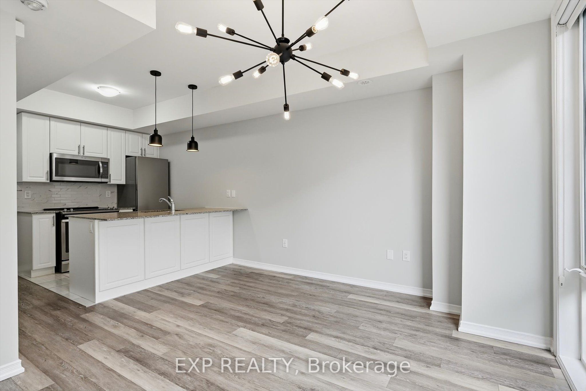 28 Fieldway Road 58, Toronto, ON M8Z 0E3 photo 4