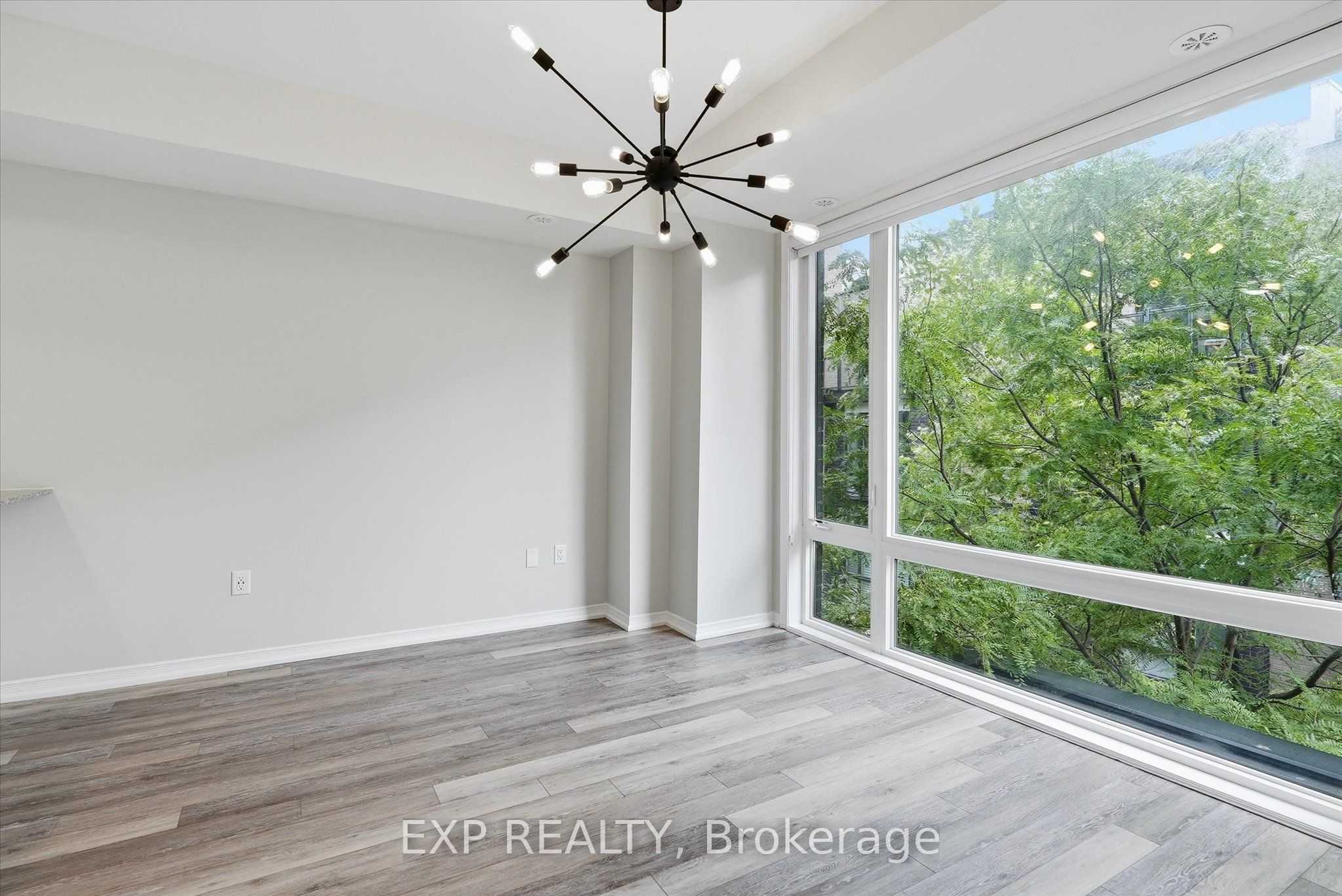 28 Fieldway Road 58, Toronto, ON M8Z 0E3 photo 5