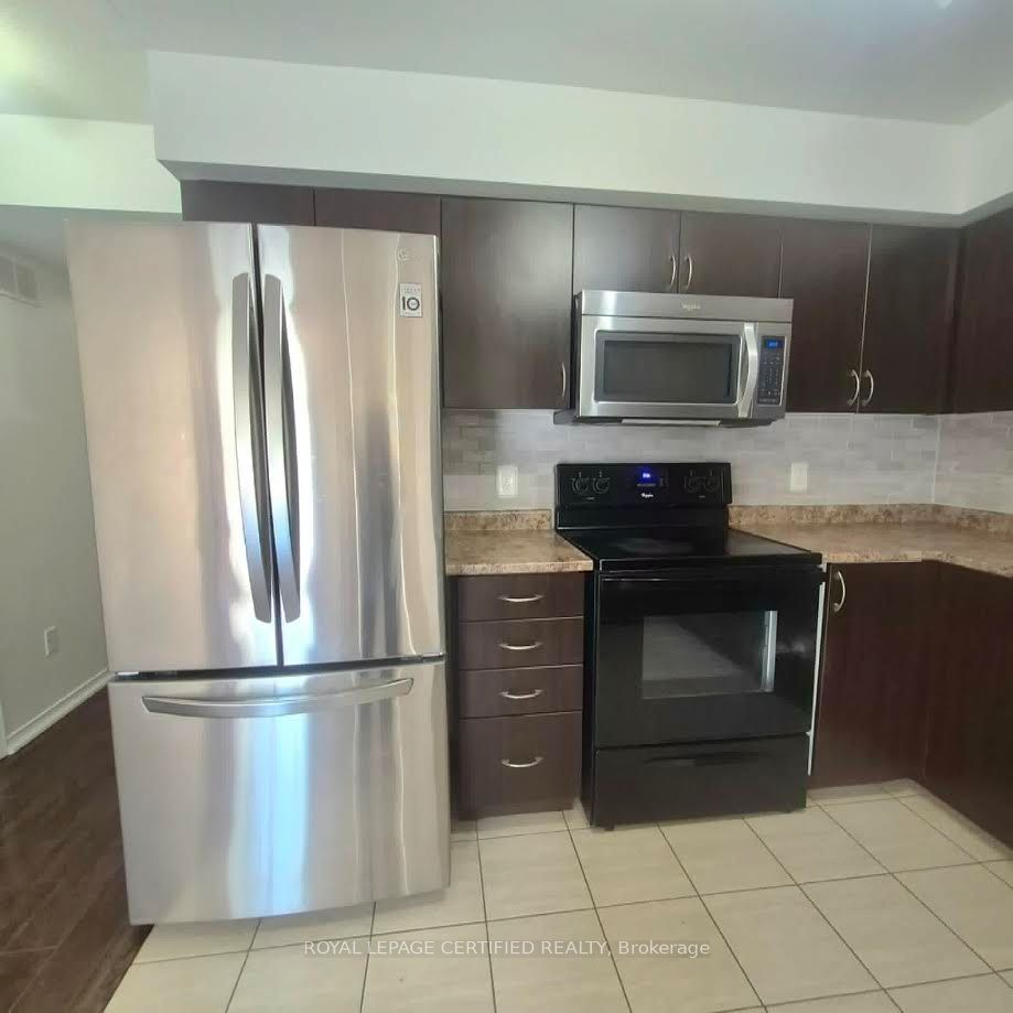 35 Hays Boulevard 6, Oakville, ON L6H 0J1 photo 4