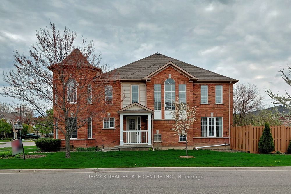 5554 Linwell Place, Mississauga, ON L5M 6L7 photo 3