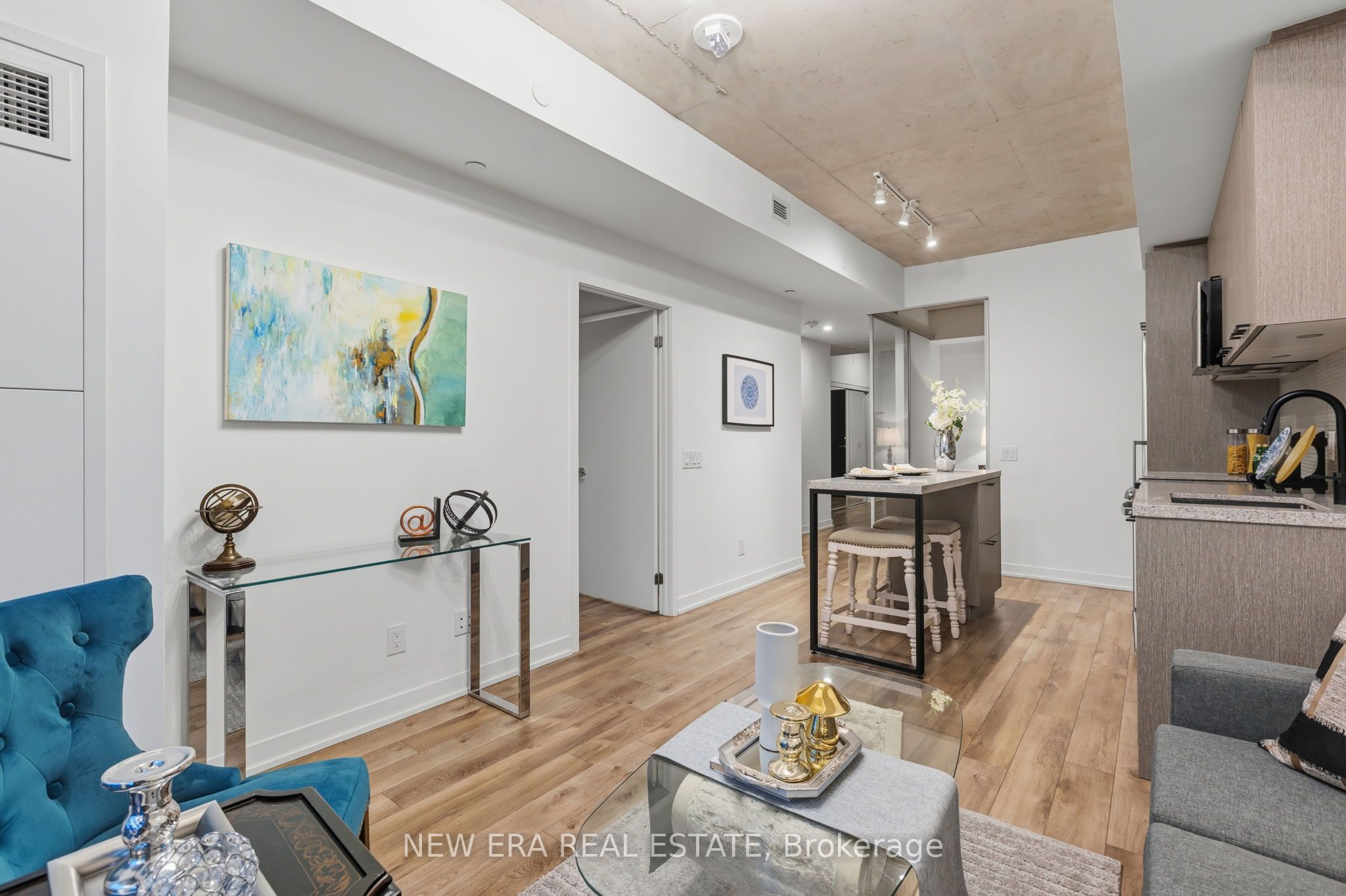 1808 St. Clair Avenue W 301, Toronto, ON M6N 1J5 photo 5