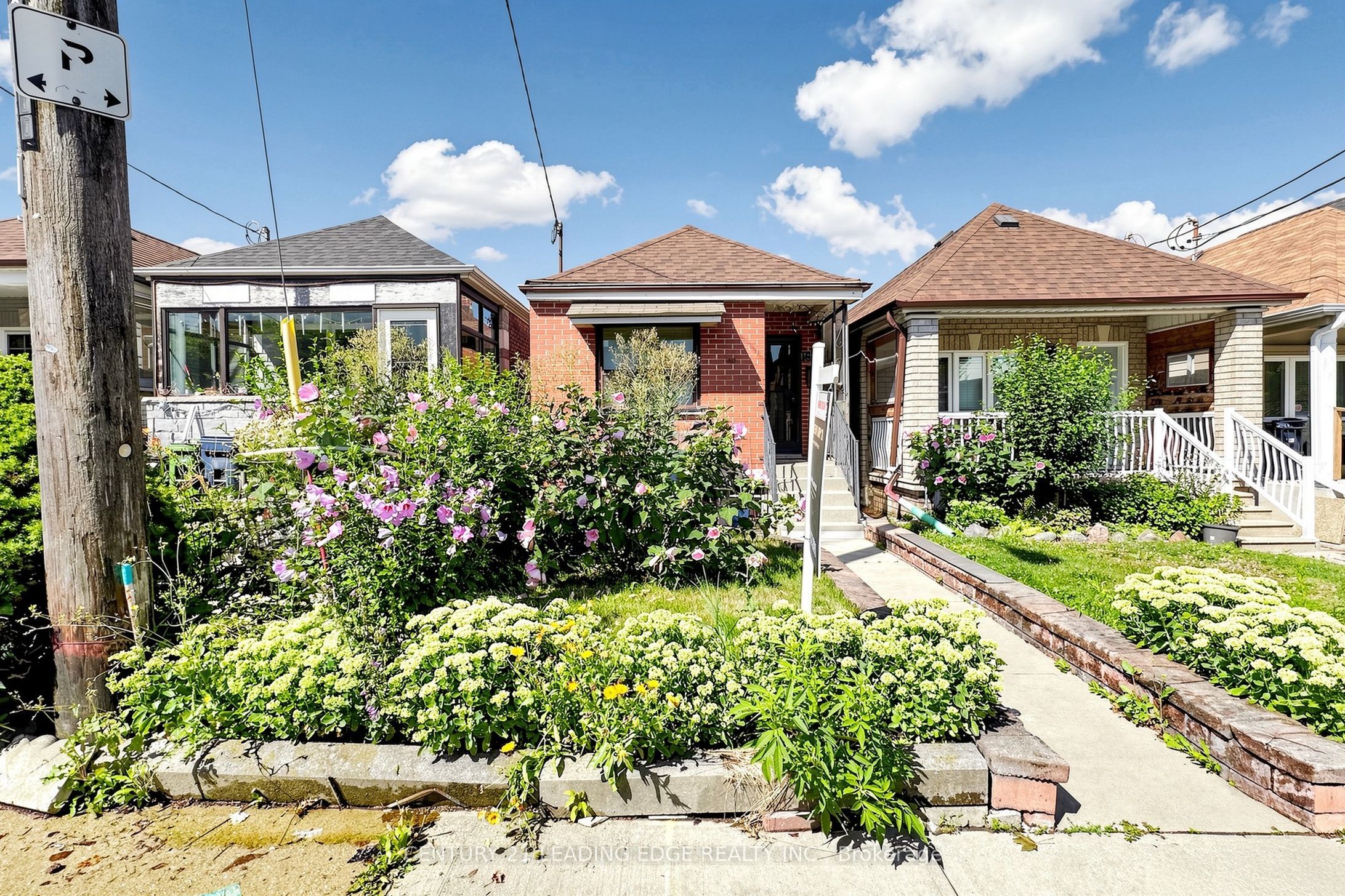 180 Gilbert Avenue, Toronto, ON M6E 4W5 photo 2