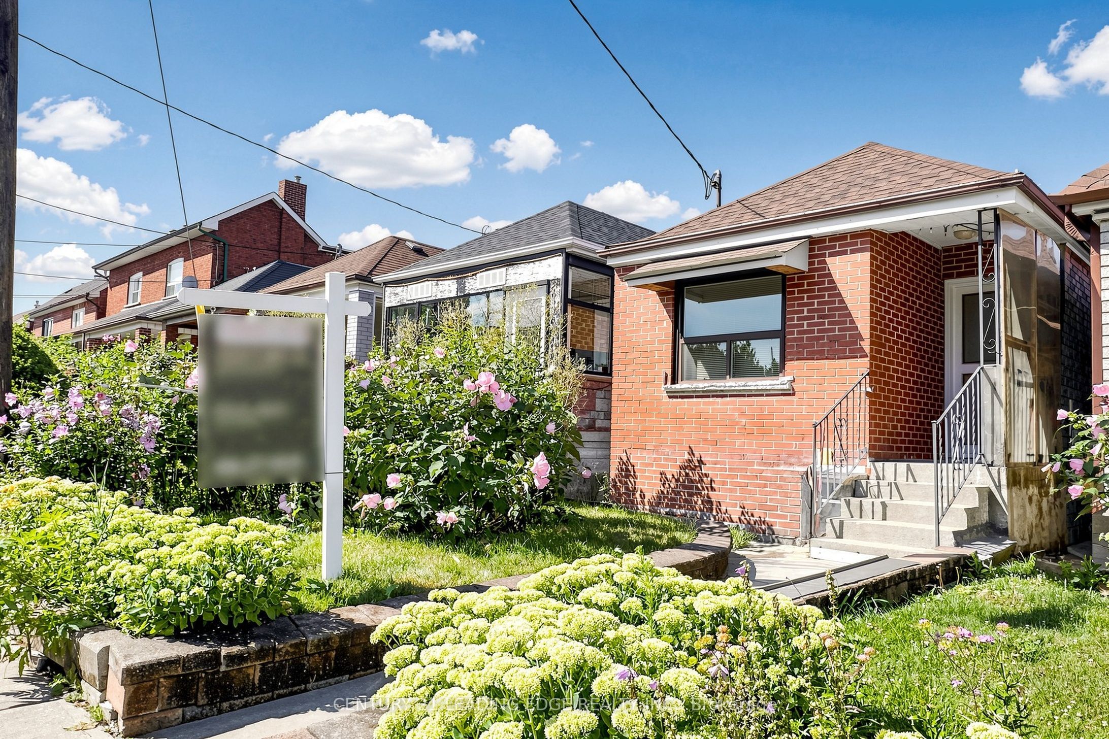 180 Gilbert Avenue, Toronto, ON M6E 4W5 photo 4