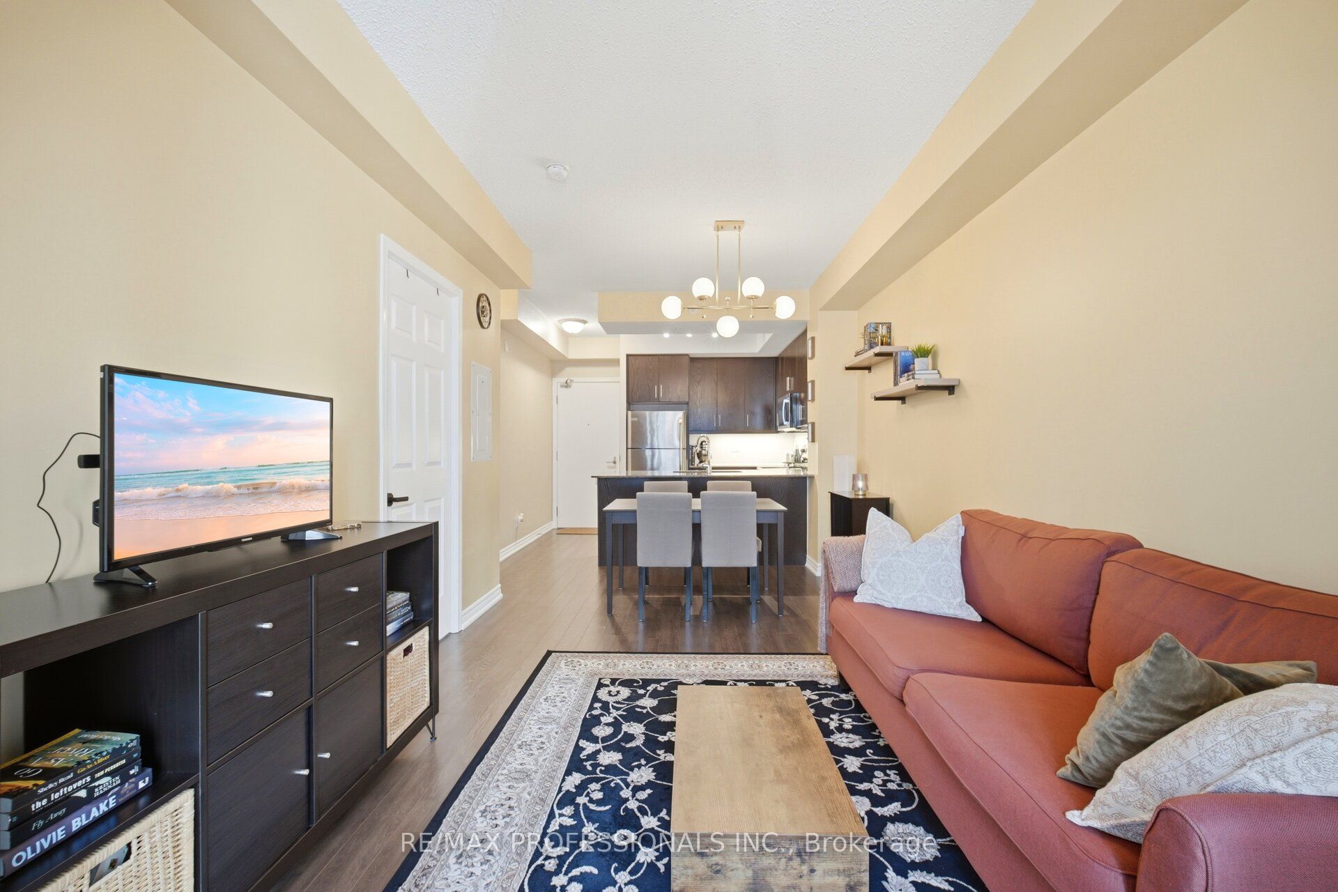 15 James Finlay Way 922, Toronto, ON M3M 0B3 photo 2