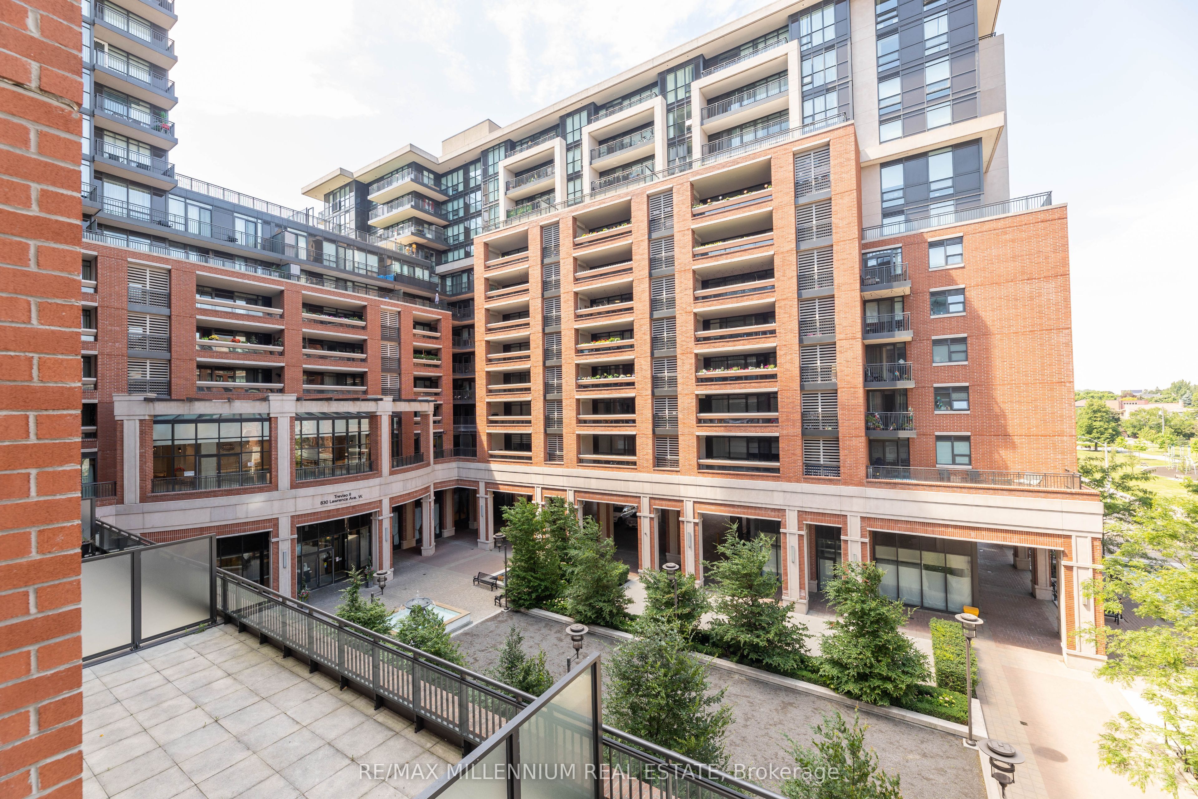 830 Lawrence Avenue 334, Toronto, ON M6A 0B6 photo 3