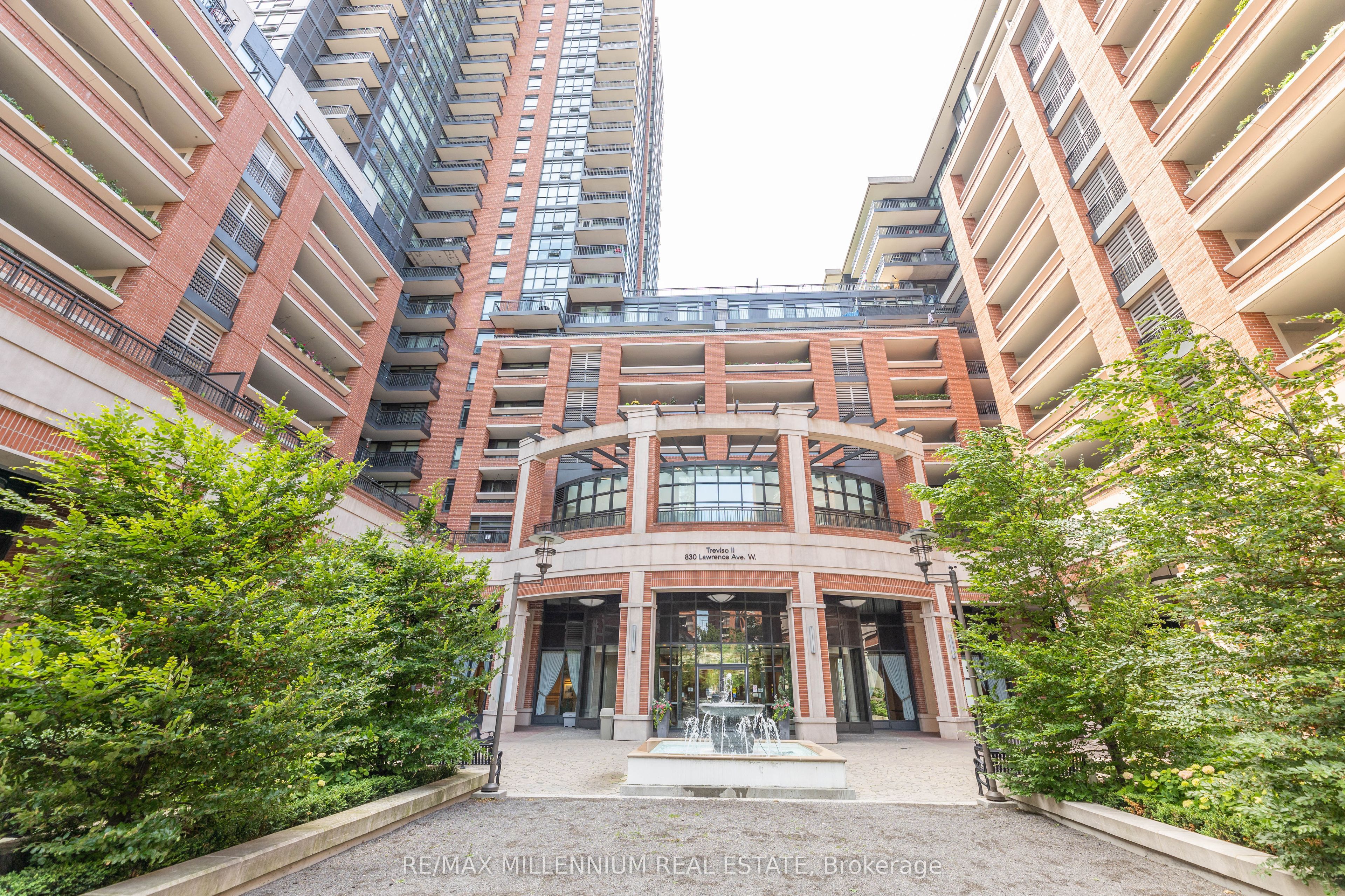 830 Lawrence Avenue 334, Toronto, ON M6A 0B6 photo 5