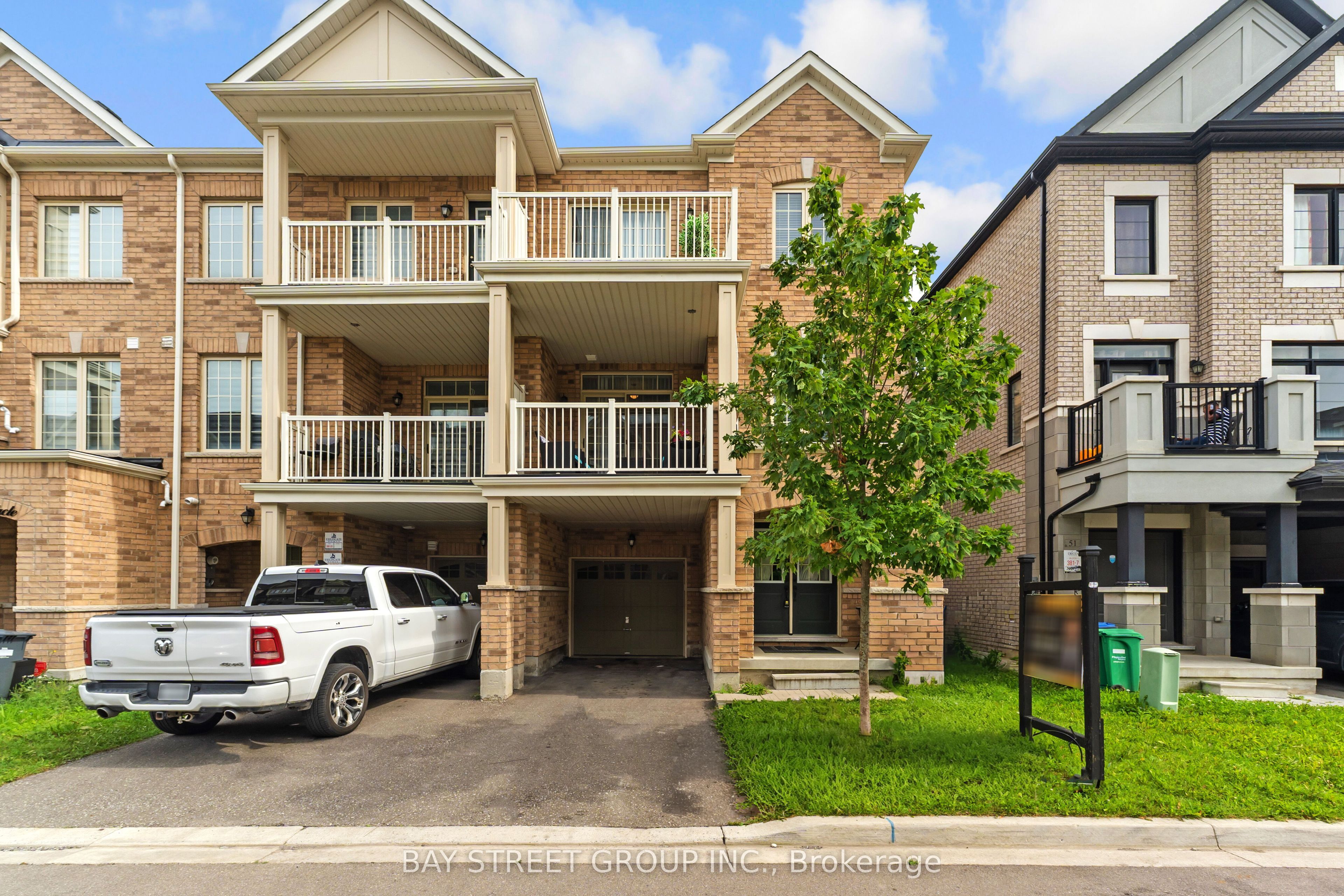 53 Fruitvale Circle, Brampton, ON L7A 5B9