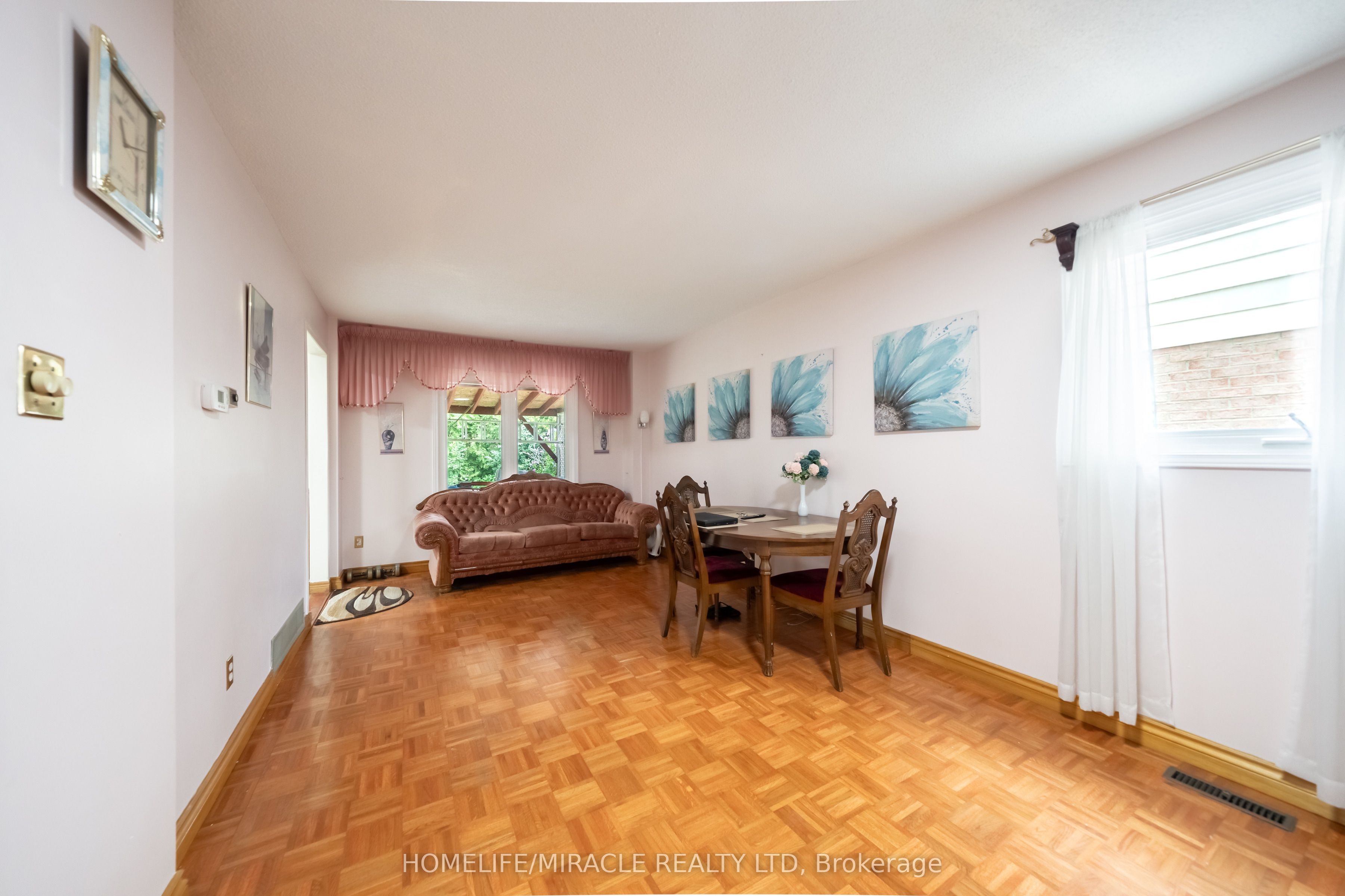 59 Martindale Crescent, Brampton, ON L6X 2V7 photo 4