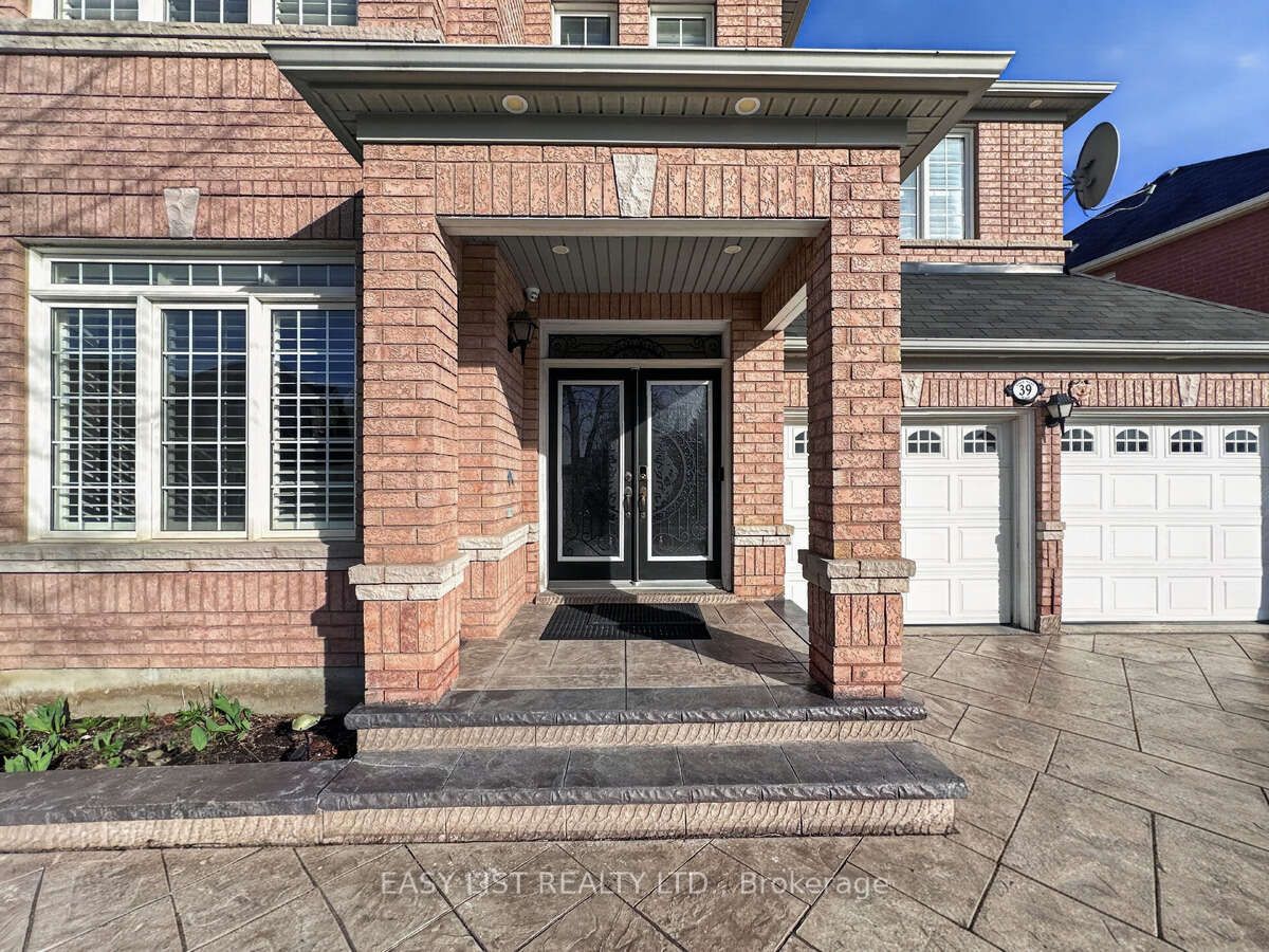 39 Good Hope Road, Brampton, ON L6R 3L6 photo 4