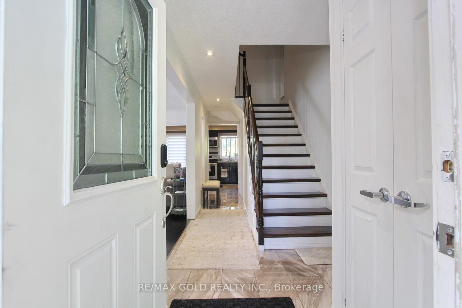 4 Summertime Court, Brampton, ON L6Z 2B4 photo 4