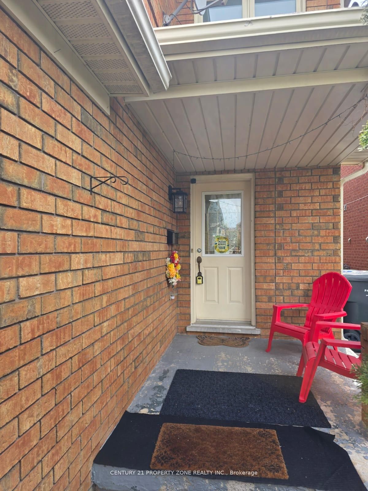 3822 Spicewood Way, Mississauga, ON L5N 7W7 photo 4