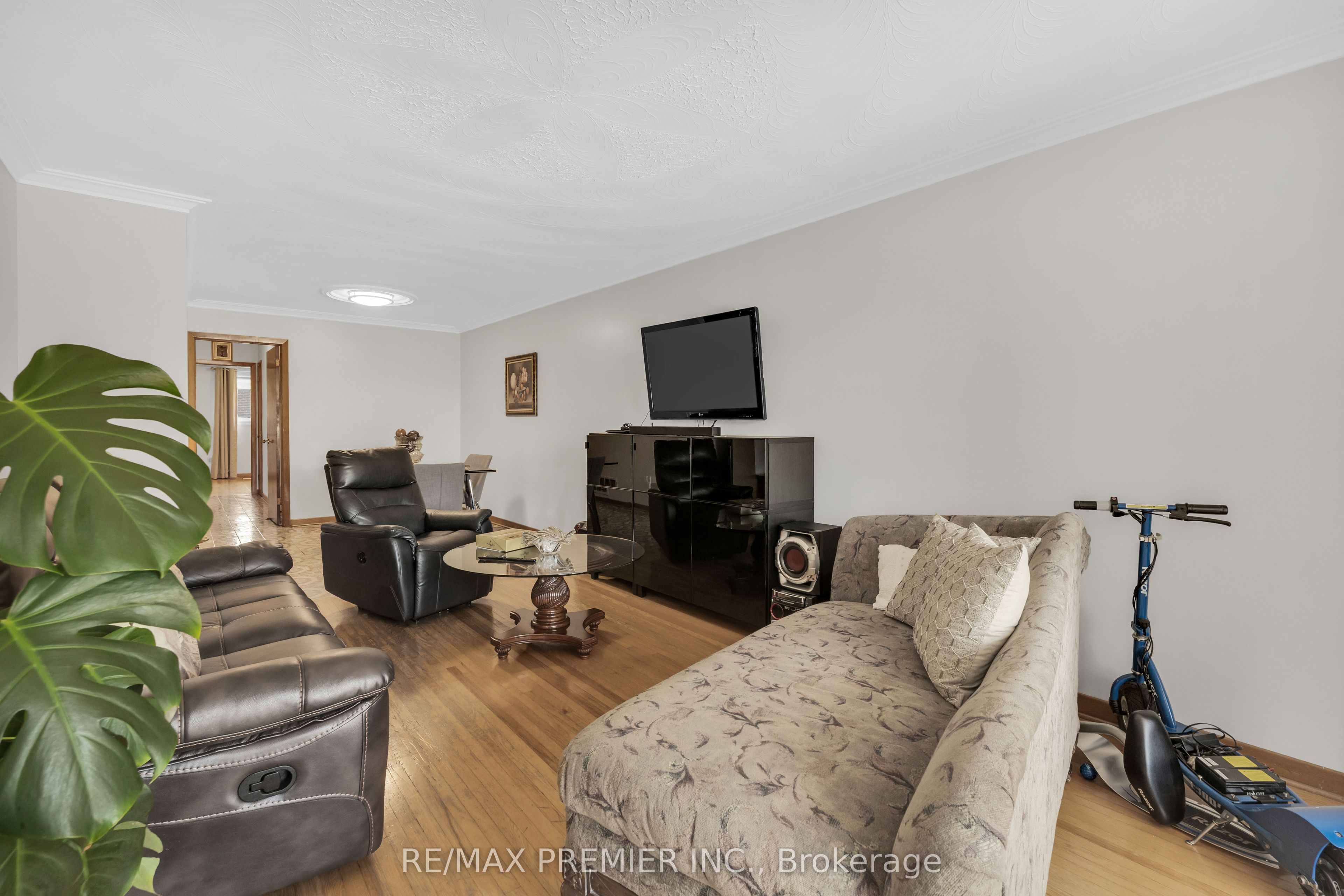 4178 Dursley Crescent, Mississauga, ON L4Z 1J7 photo 4