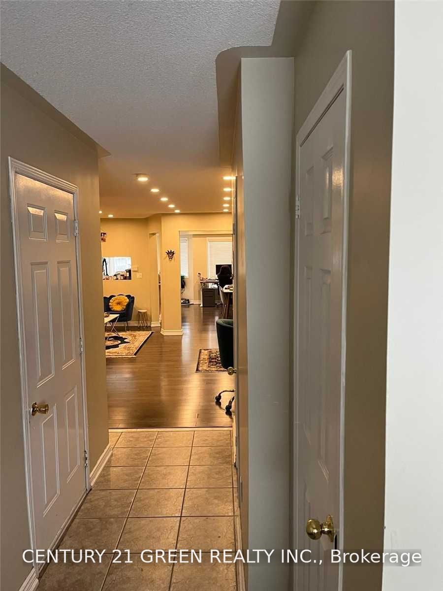 181 Manley Lane (Upper), Milton, ON L9T 5P1 photo 4