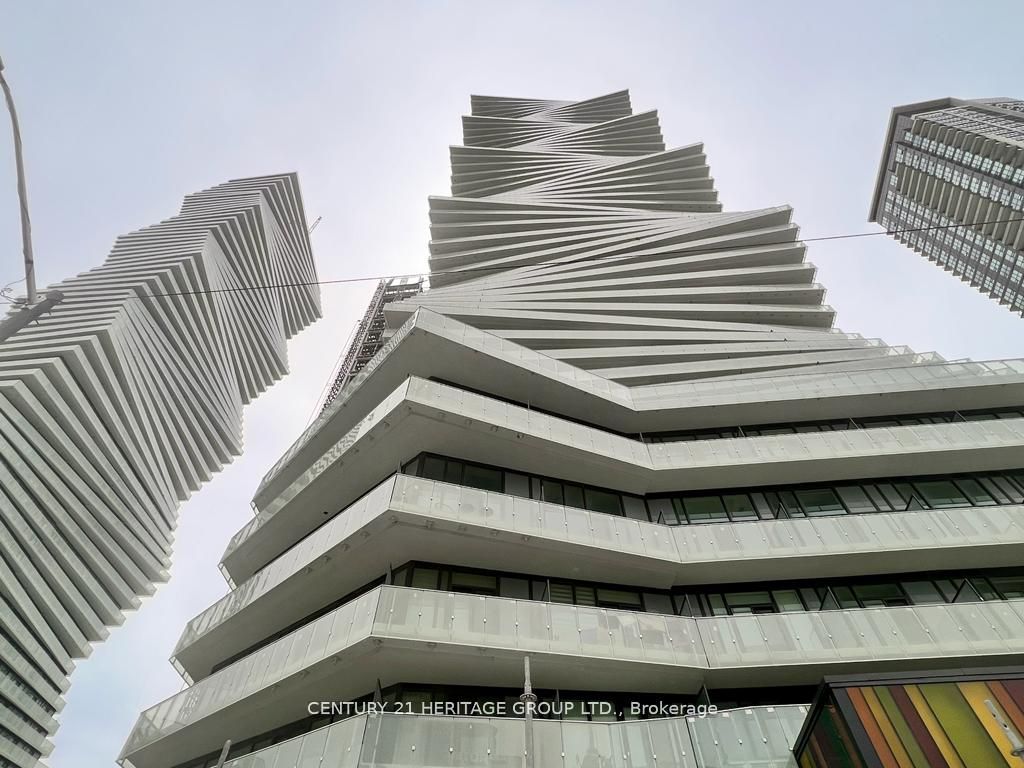 3900 Confederation Pkwy 4009, Mississauga, ON L5B 0M3