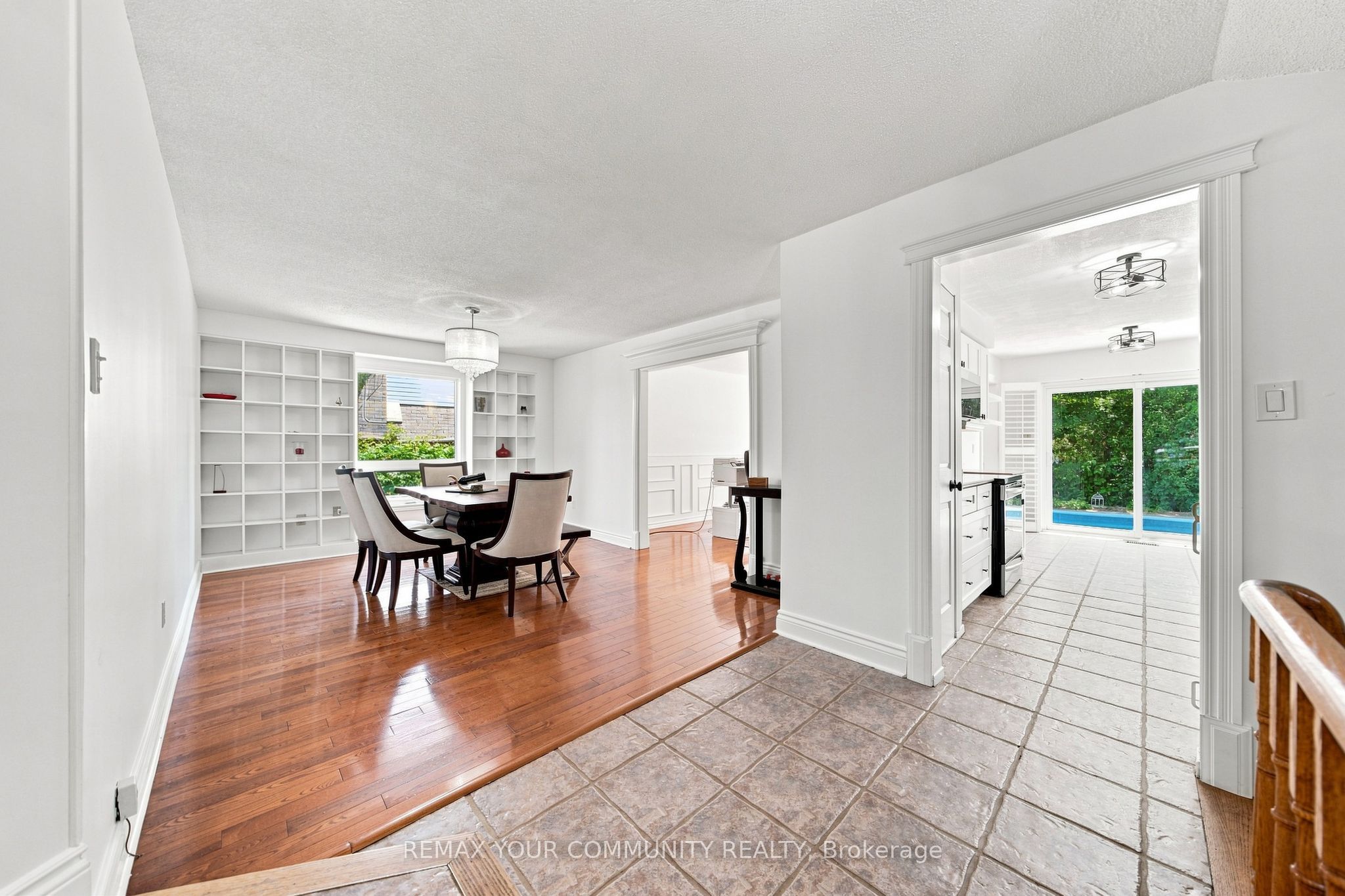 1544 Greenbriar Drive, Oakville, ON L6M 1Y5 photo 5