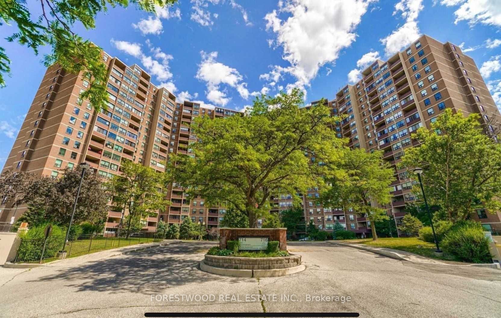 716 The West Mall Street W 905, Toronto, ON M9C 4X6