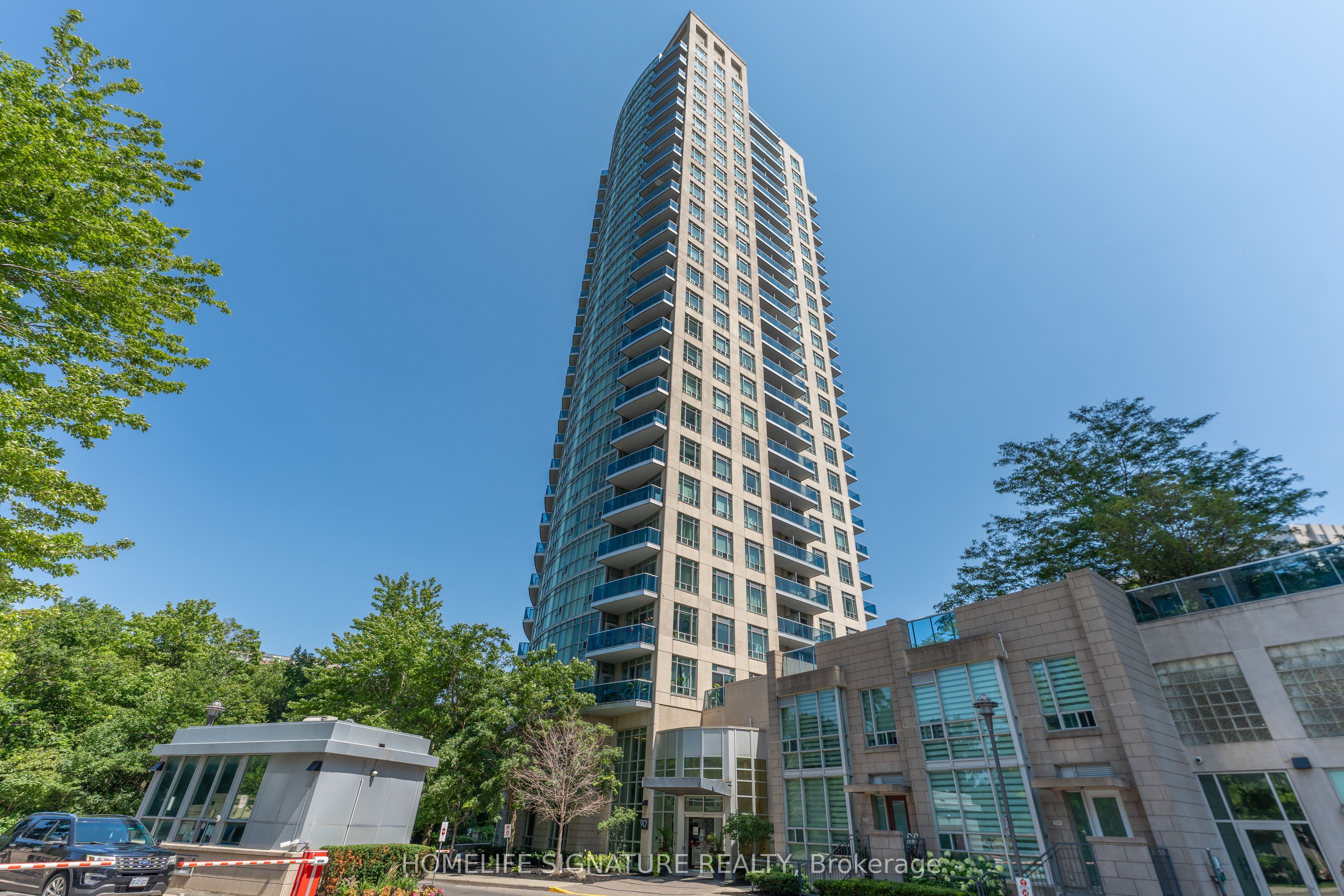 90 Absolute Avenue 307, Mississauga, ON L4Z 0A3 photo 3