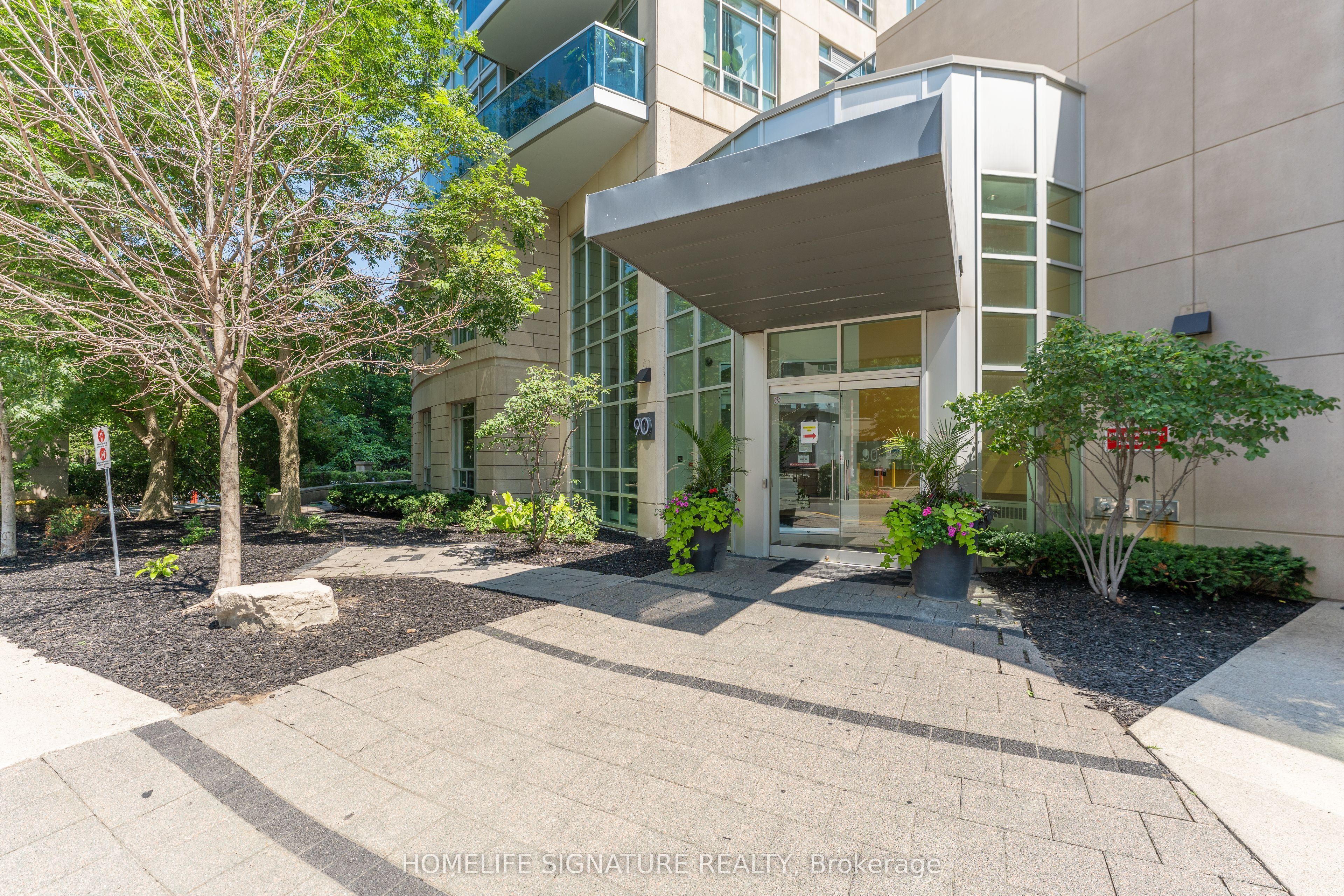90 Absolute Avenue 307, Mississauga, ON L4Z 0A3 photo 5