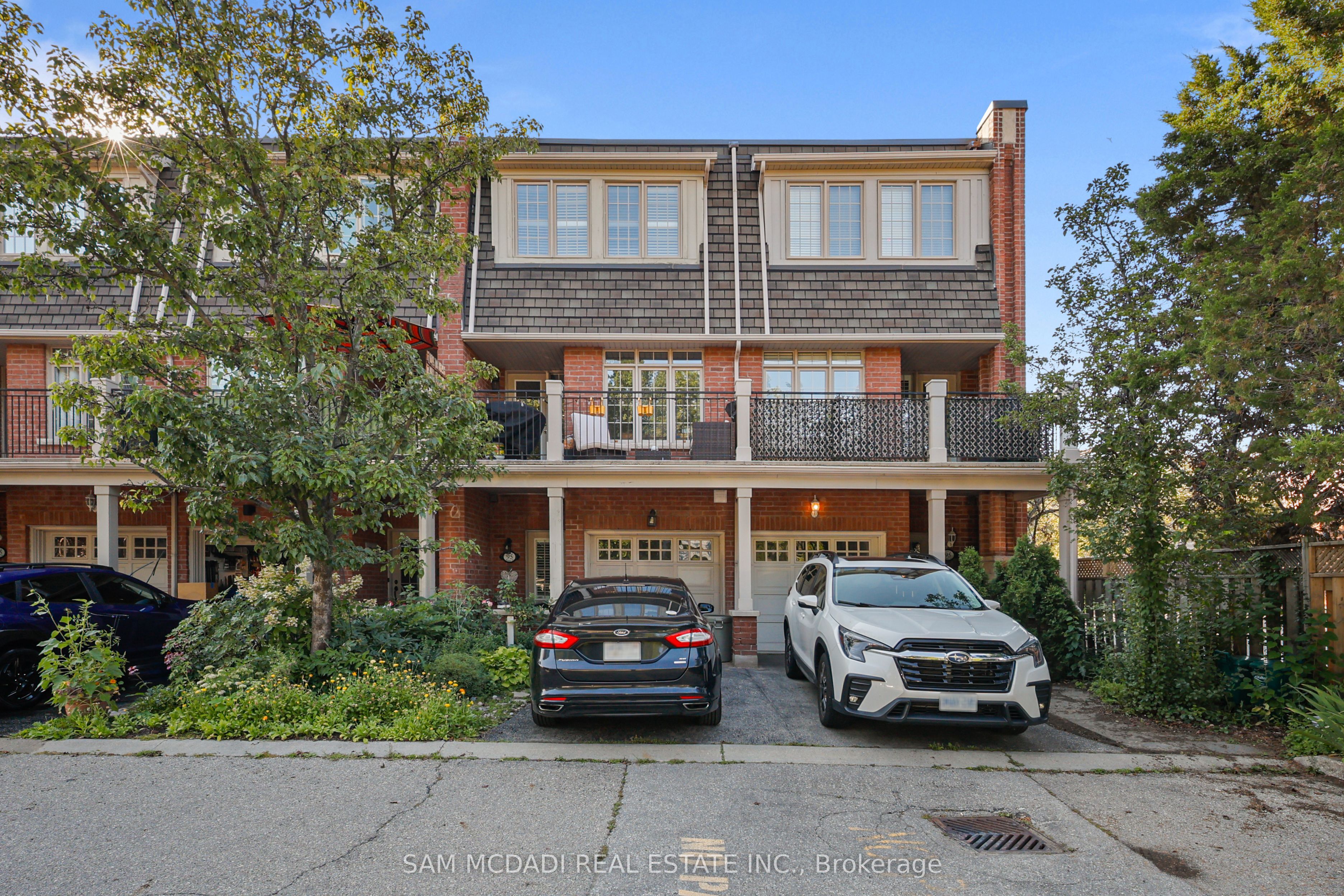 95 Kerr Street W 2, Oakville, ON L6K 1E1