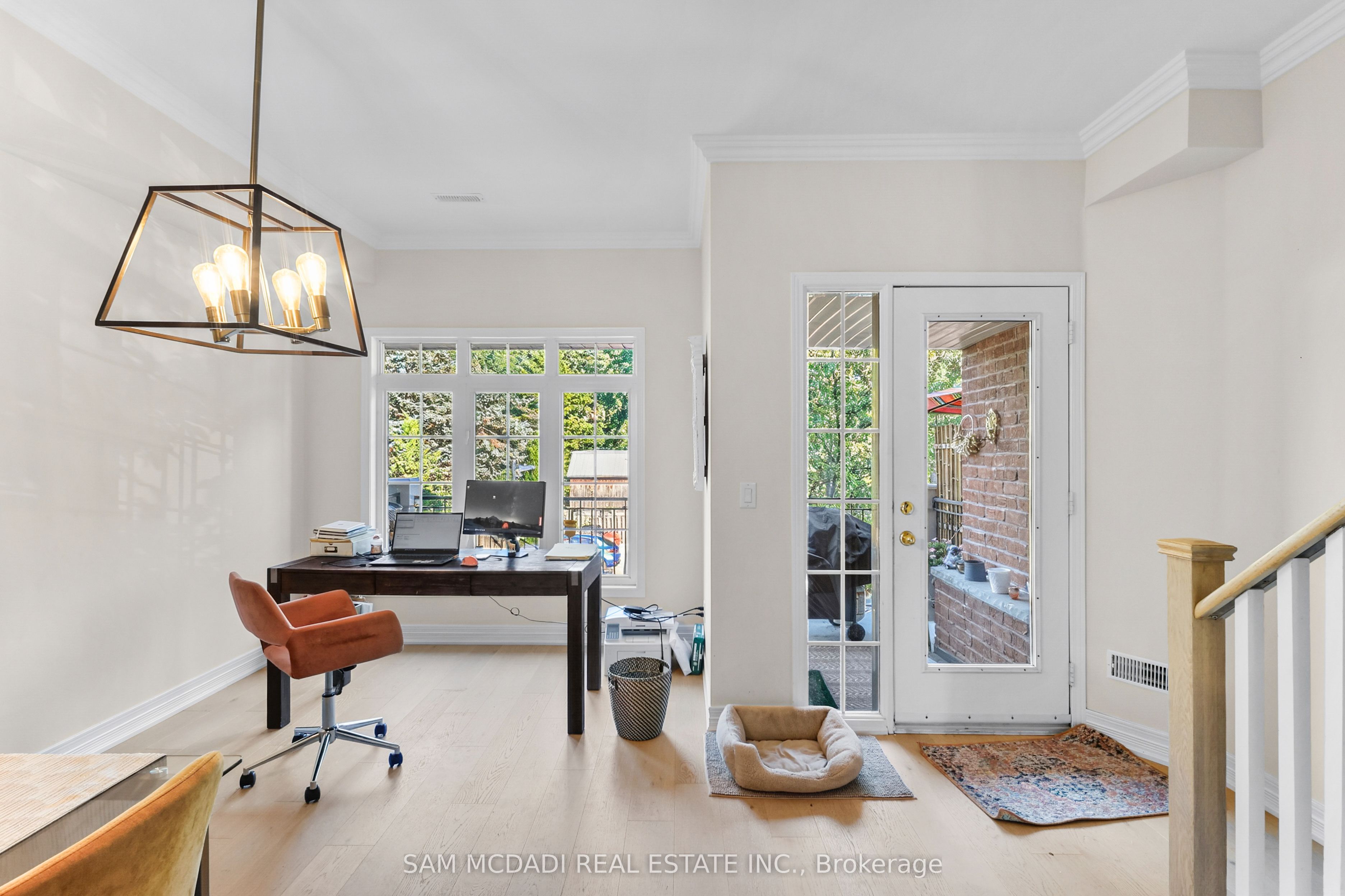 95 Kerr Street W 2, Oakville, ON L6K 1E1 photo 4