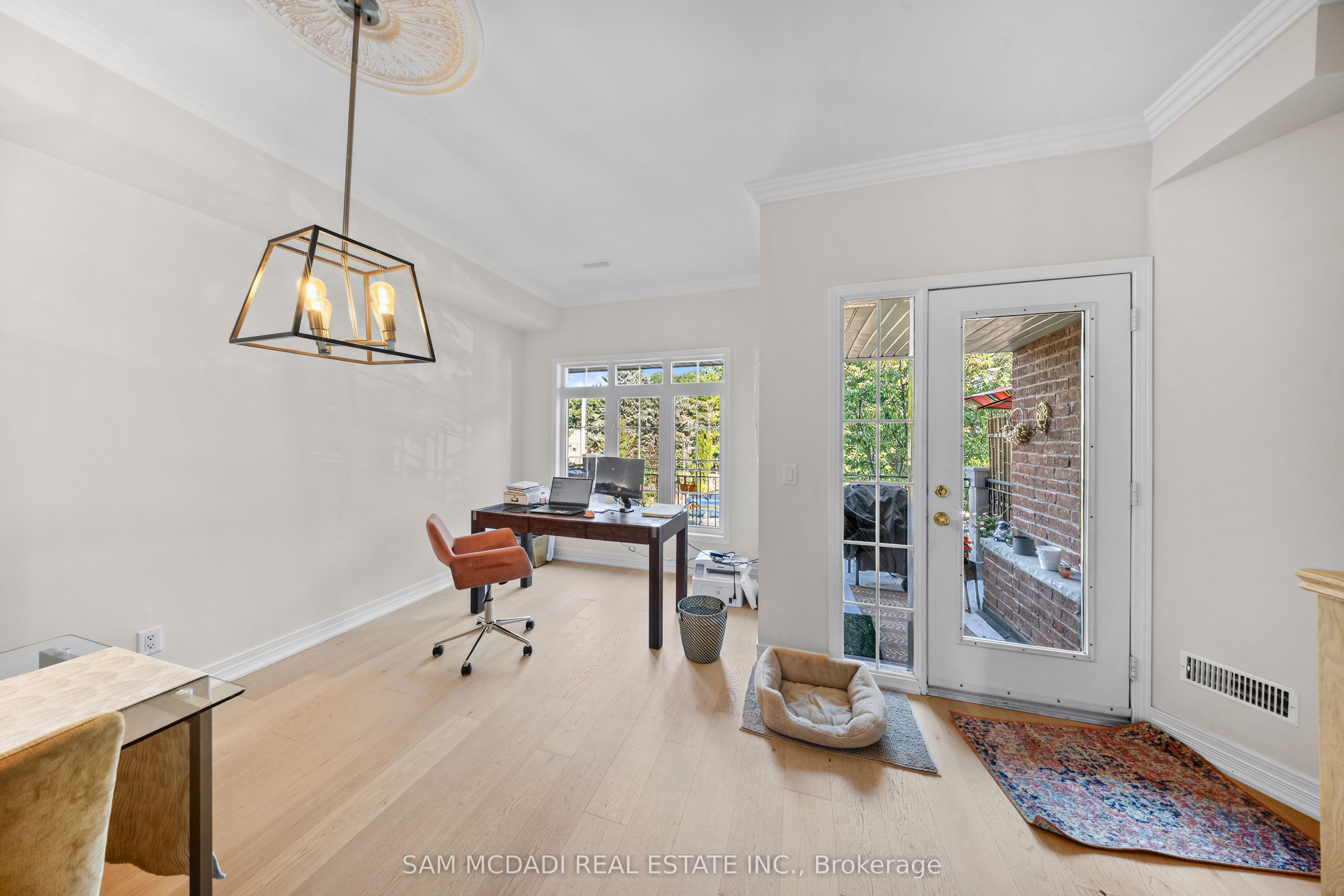 95 Kerr Street W 2, Oakville, ON L6K 1E1 photo 5