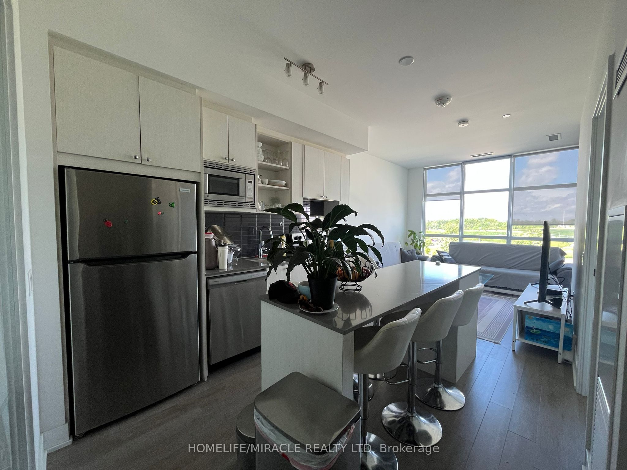 60 George Drive 306, Toronto, ON M3K 2C5 photo 3
