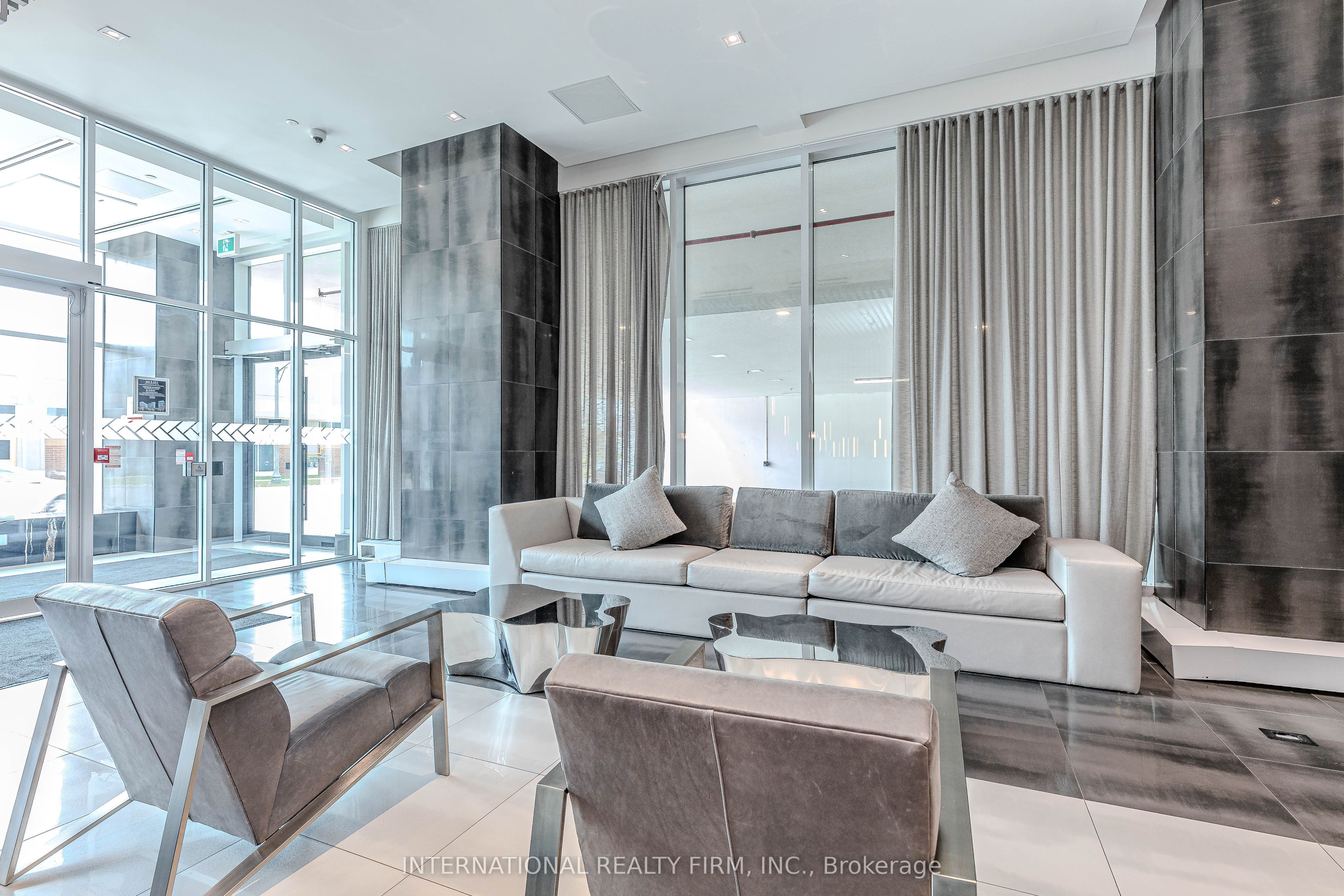 2481 Taunton Road 1009, Oakville, ON L6H 3R7 photo 4
